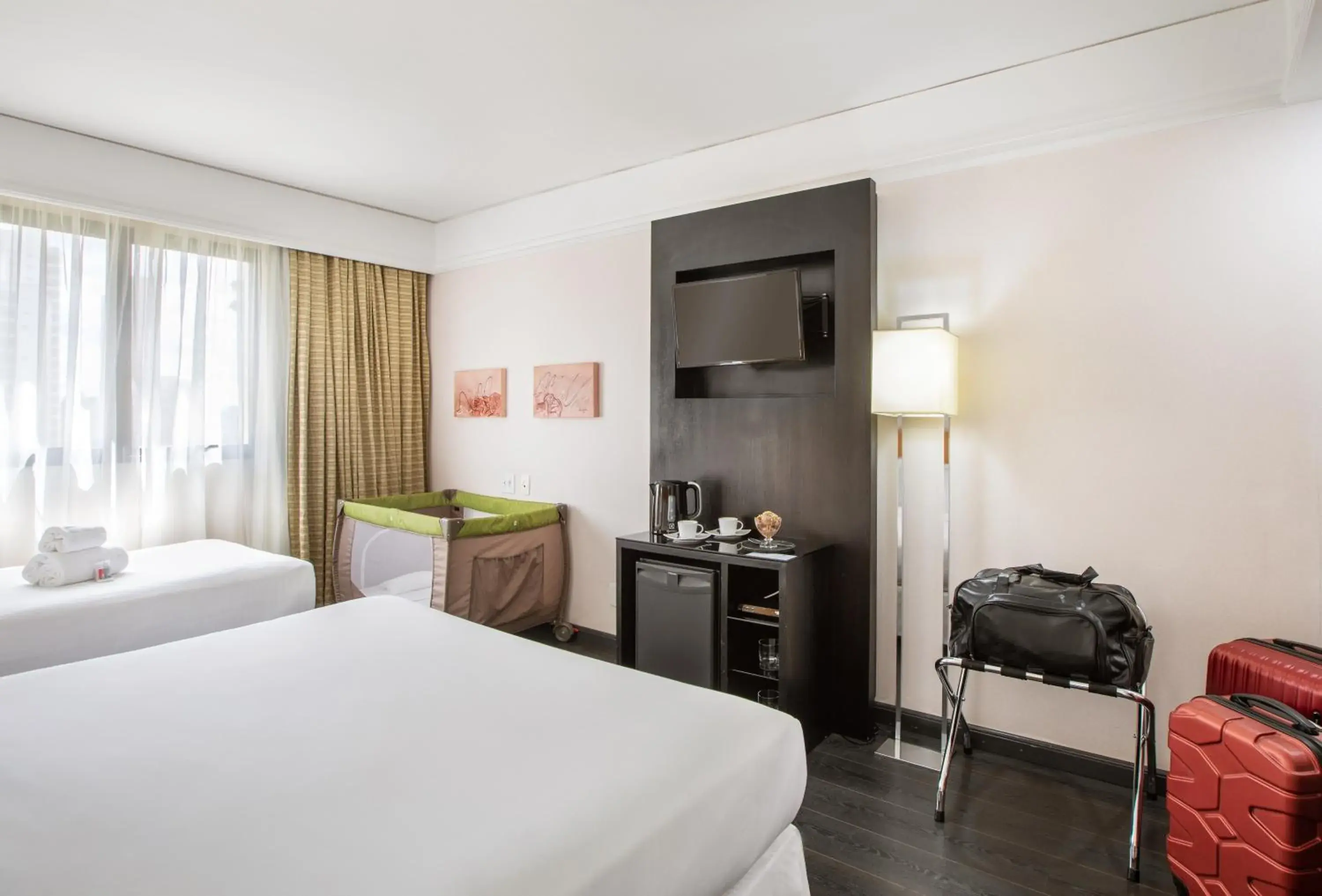 Bedroom, Bed in Meliá Campinas Bedroom, Bed in Meliá Campinas