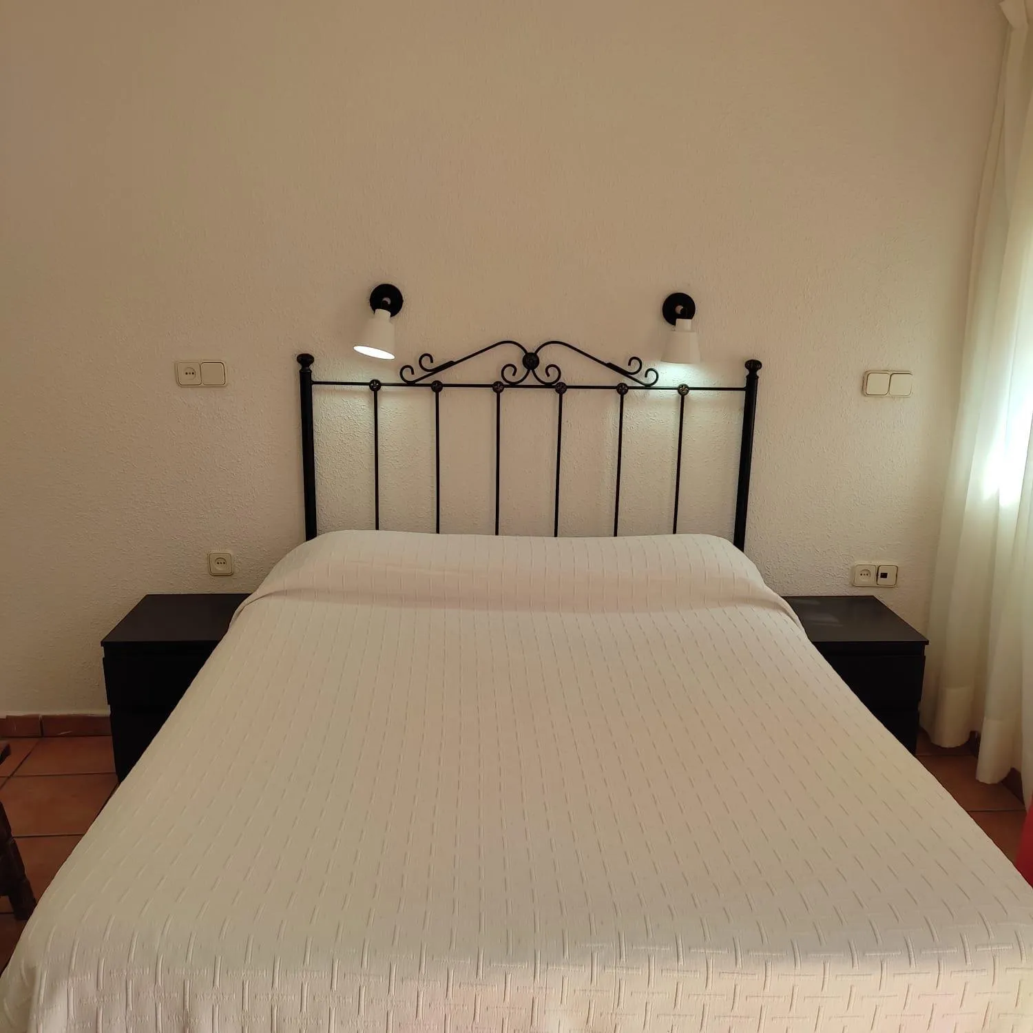 Bed in Hostal Castilla