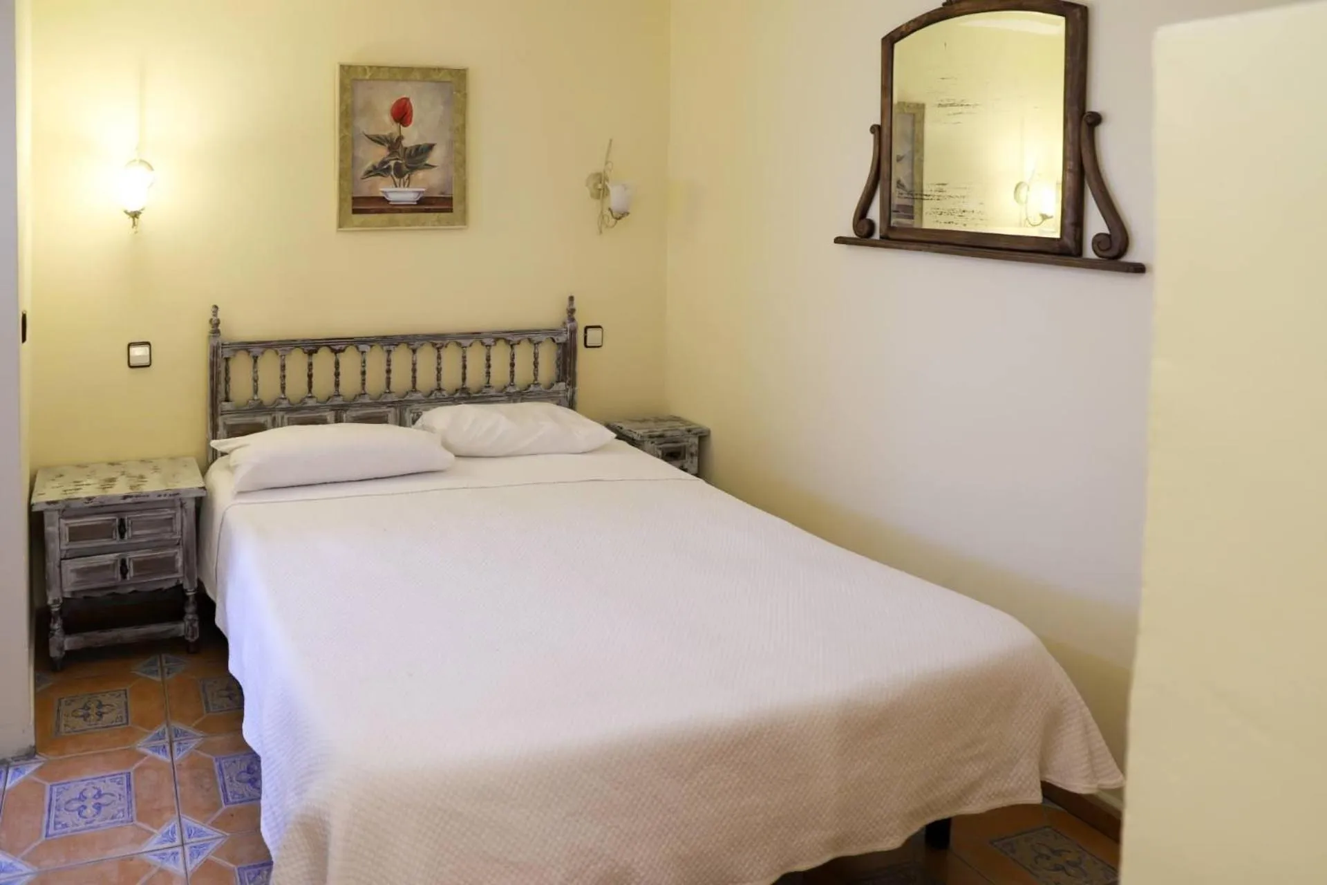 Photo of the whole room, Bed in Hostal Castilla