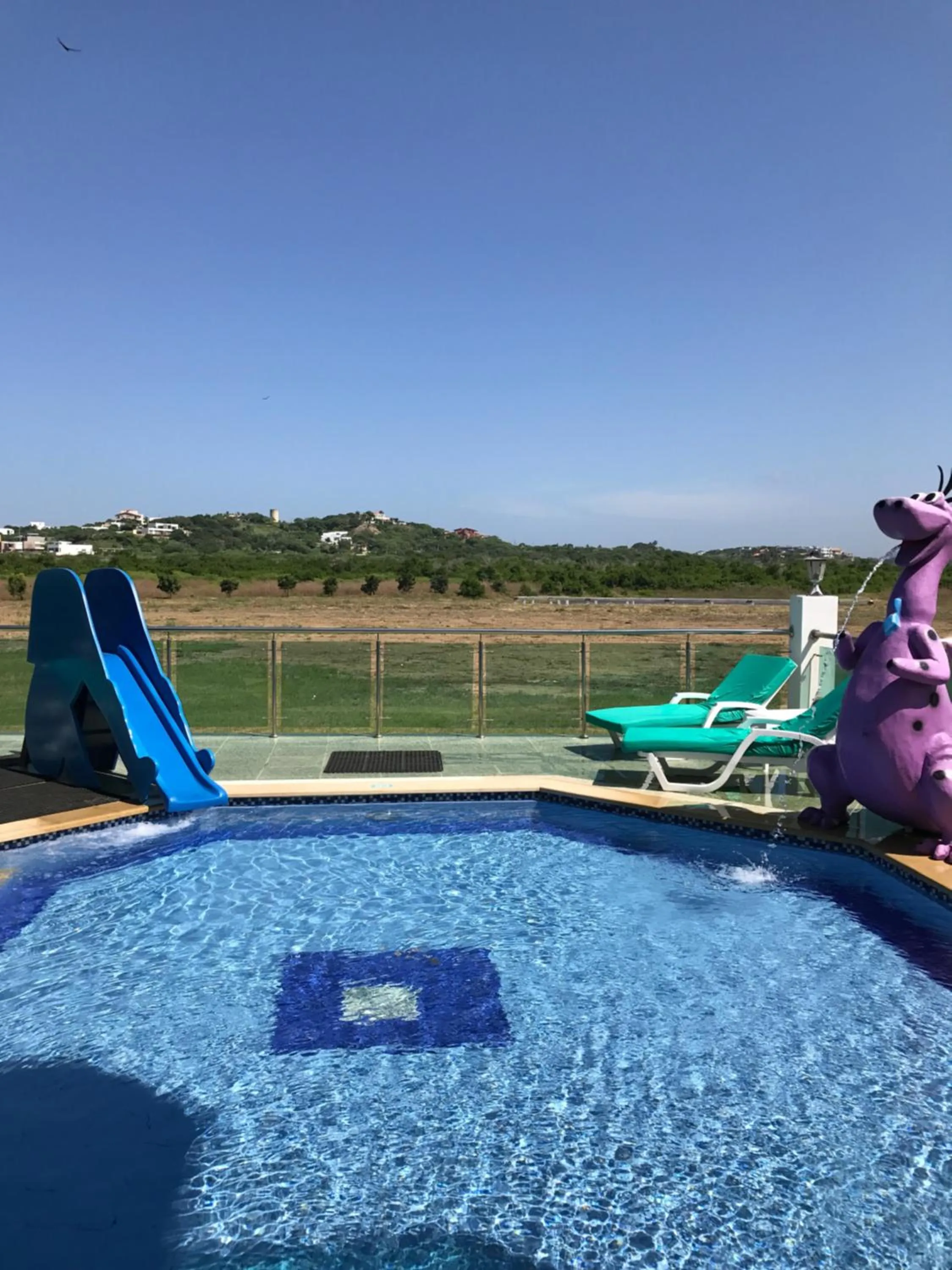 Pool view in Hotel Campestre El Cisne