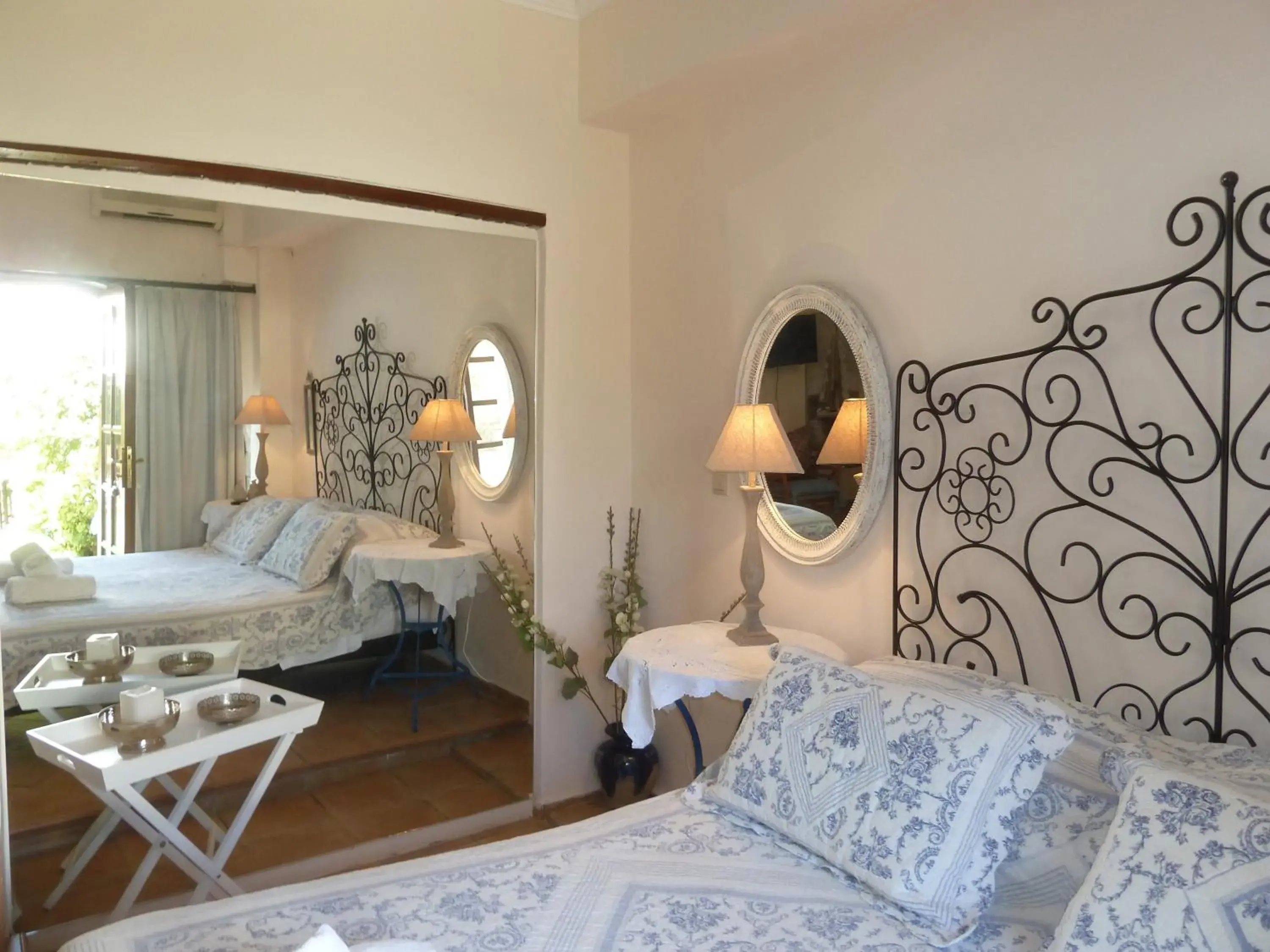Deluxe Queen Studio in Calergi Residence - Holidays in Crete Deluxe Queen Studio in Calergi Residence - Holidays in Crete