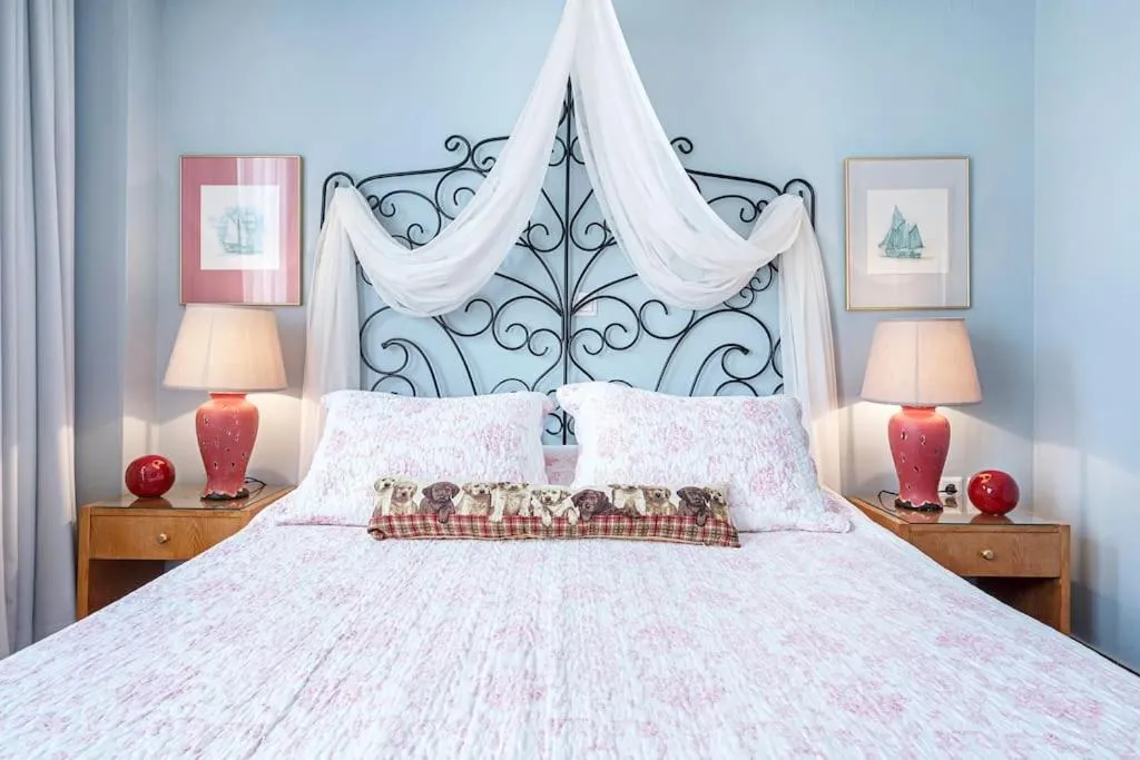 Bed in Calergi Residence - Holidays in Crete