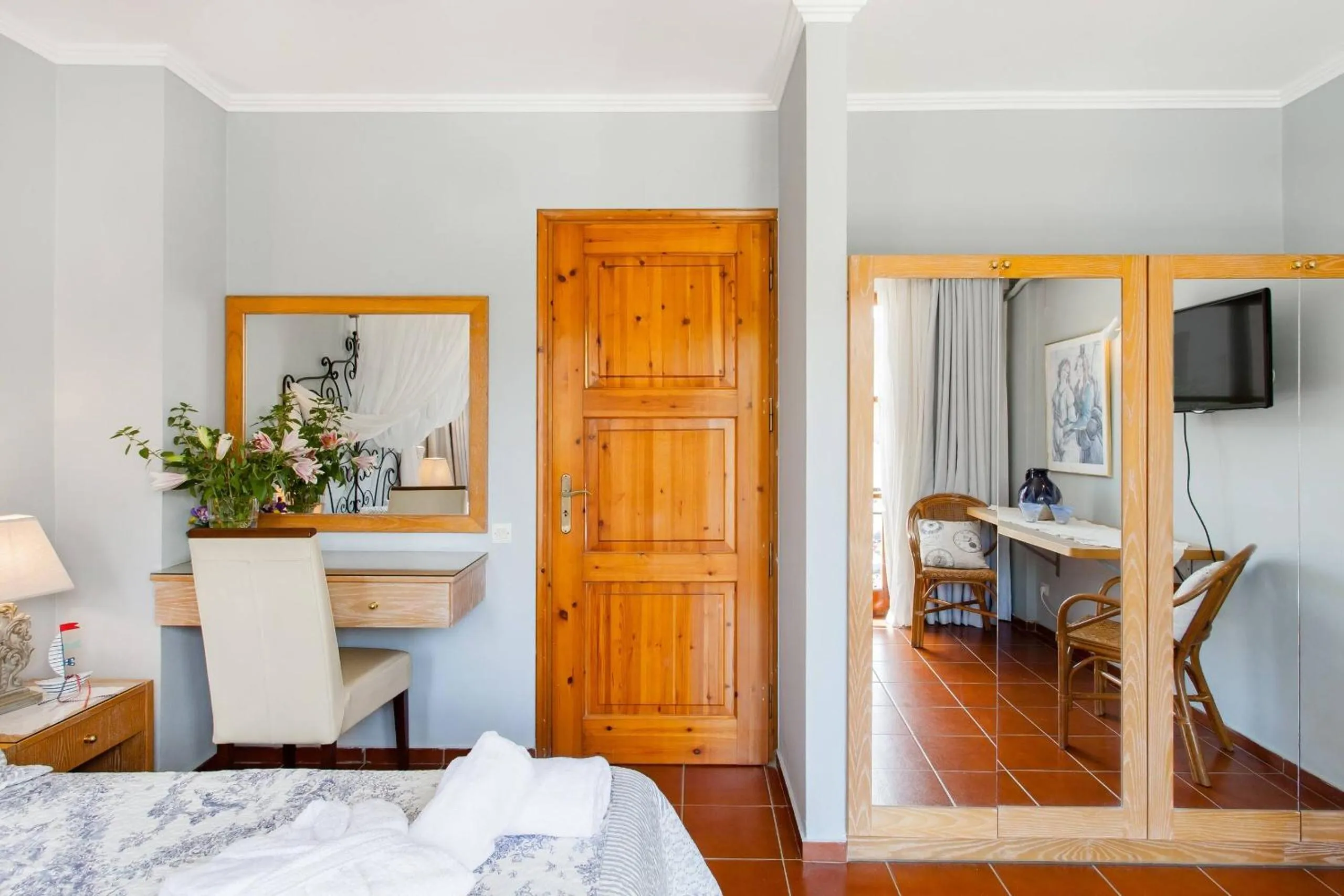 Bed in Calergi Residence - Holidays in Crete