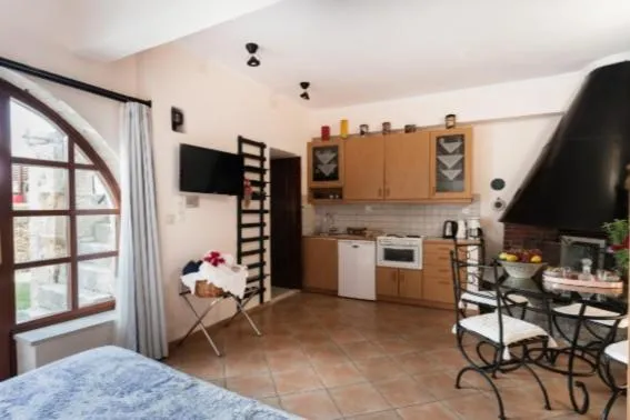 Kitchen or kitchenette in Calergi Residence - Holidays in Crete