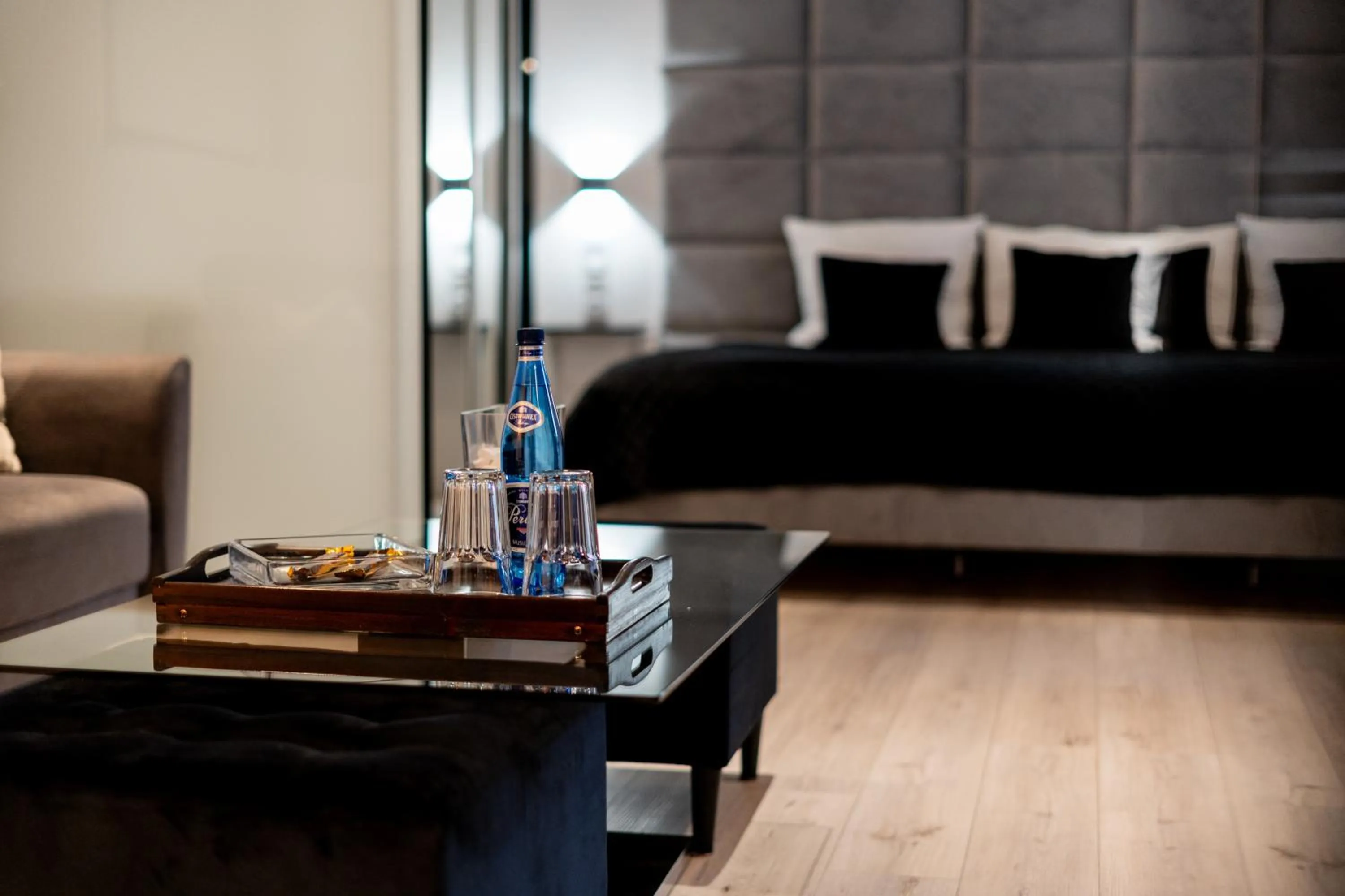 Living room, Bed in Diamonds Apartment