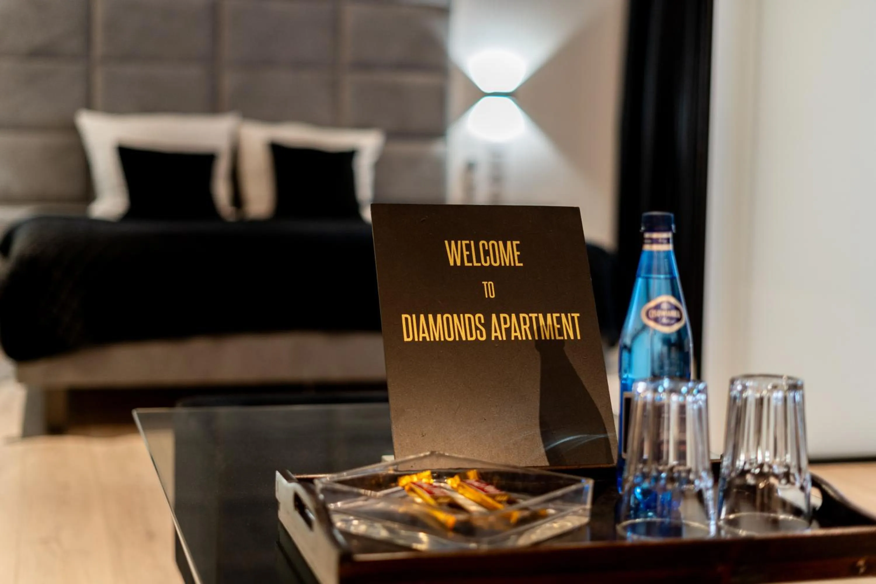 Living room in Diamonds Apartment