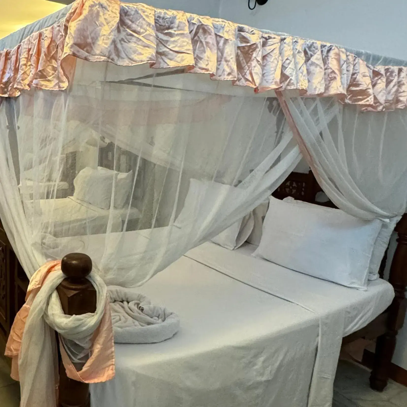 Bedroom, Bed in Princess Salme Inn Bedroom, Bed in Princess Salme Inn