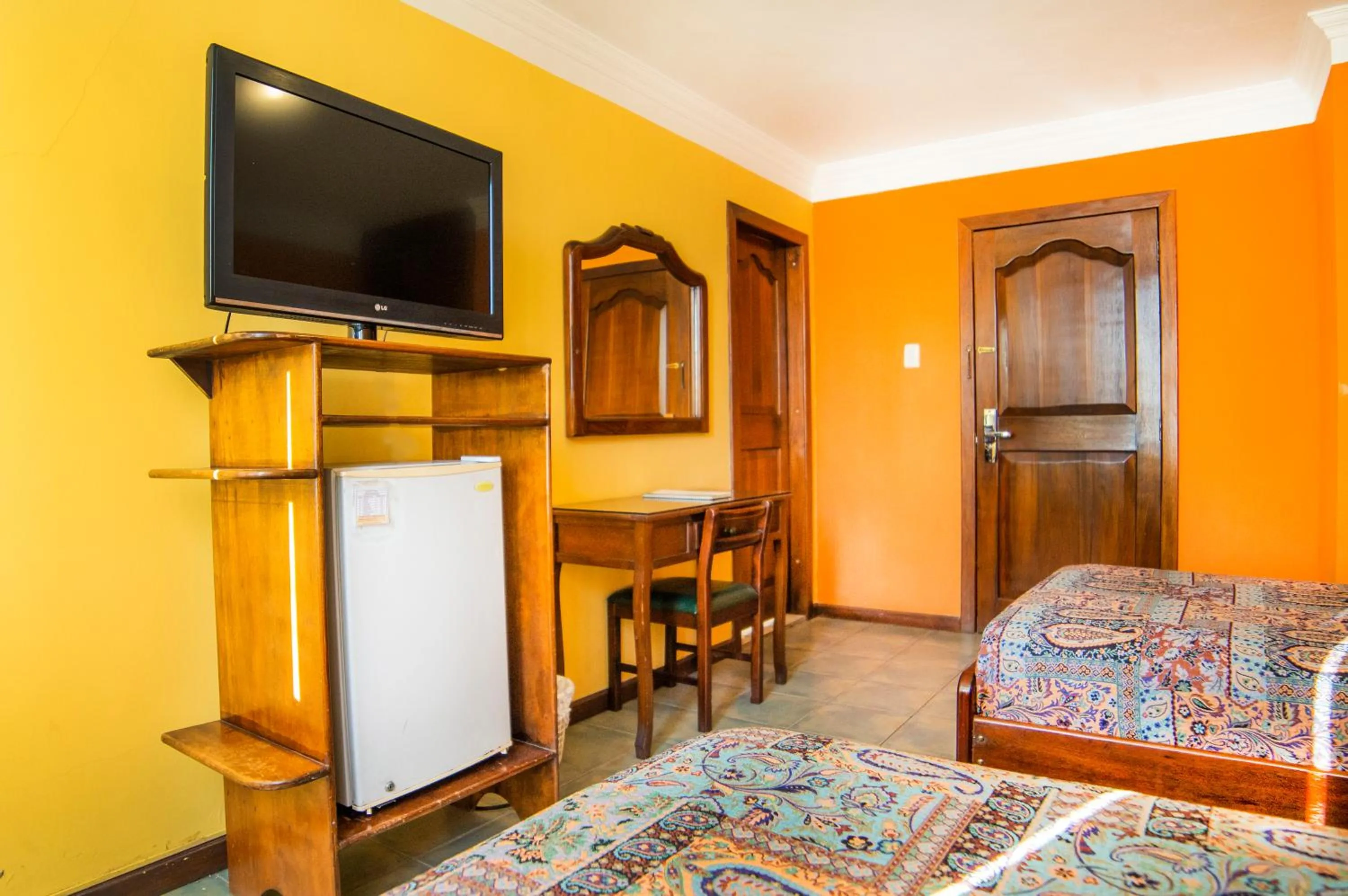 oven, Bed in Hotel El Auca