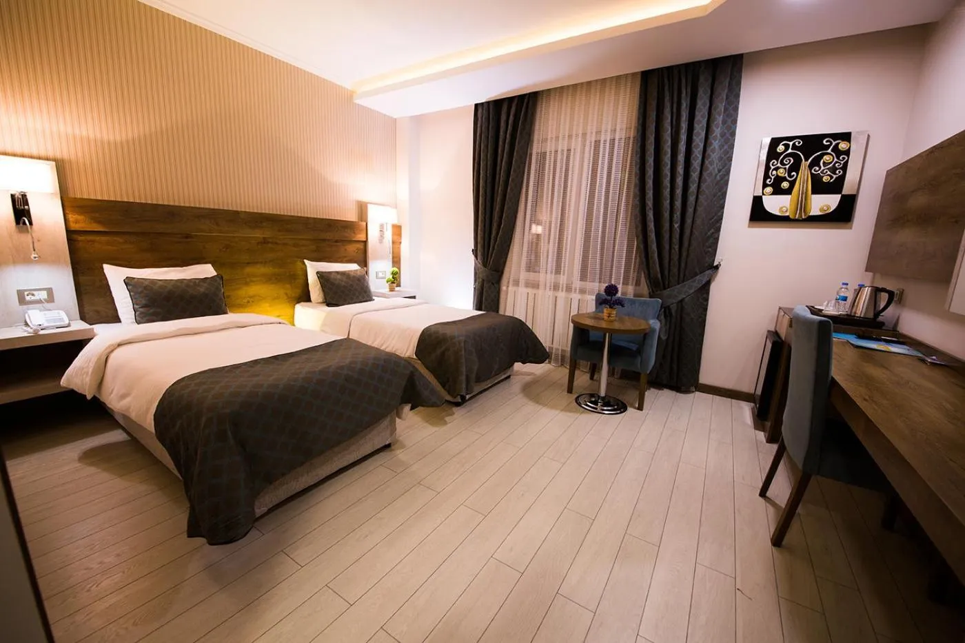 Photo of the whole room, Bed in White Star Hotel