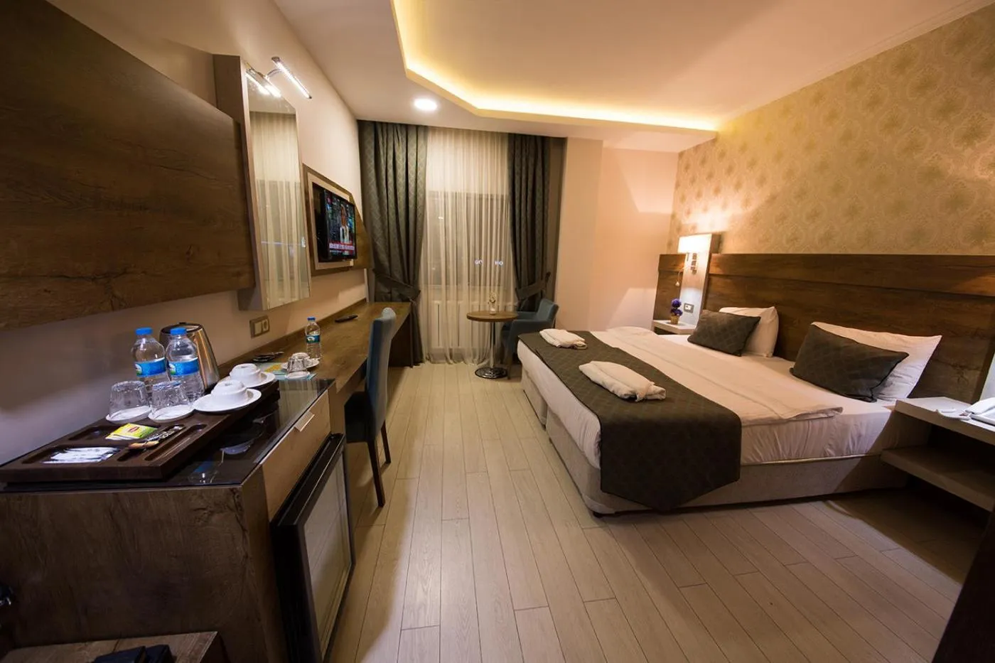 Bedroom, Bed in White Star Hotel