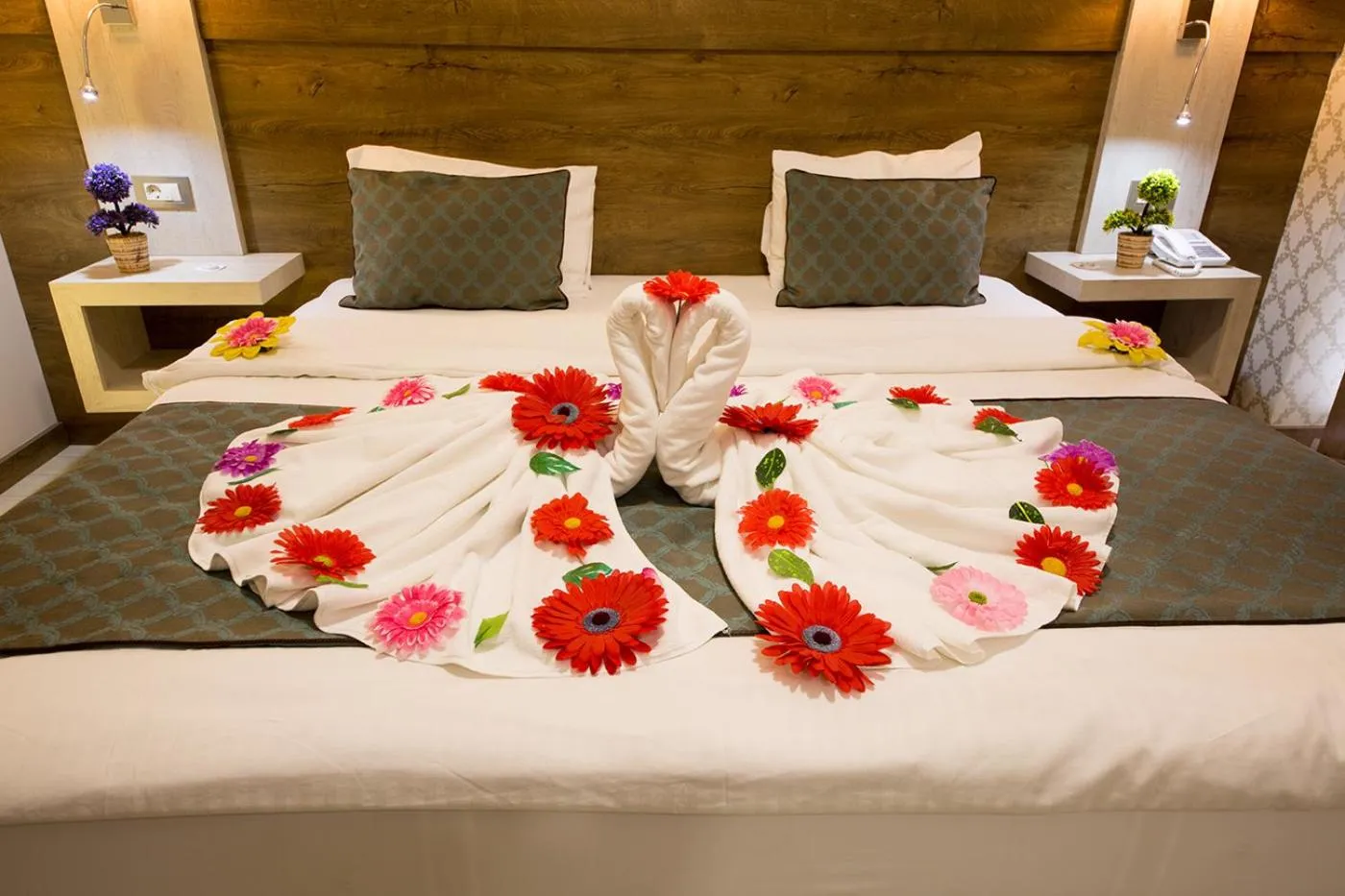 Bed in White Star Hotel