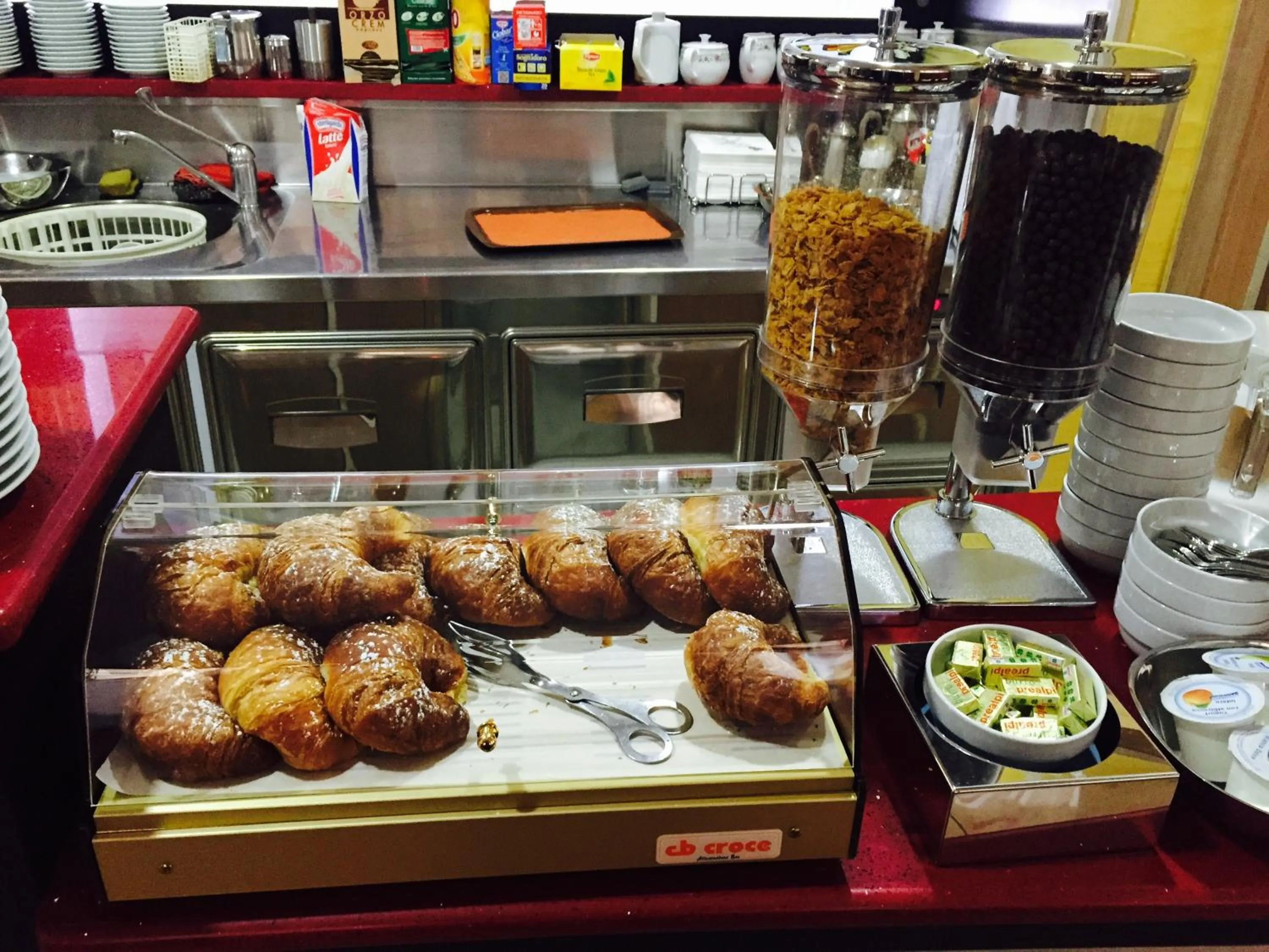 Food and drinks in Hotel Cristal Eboli