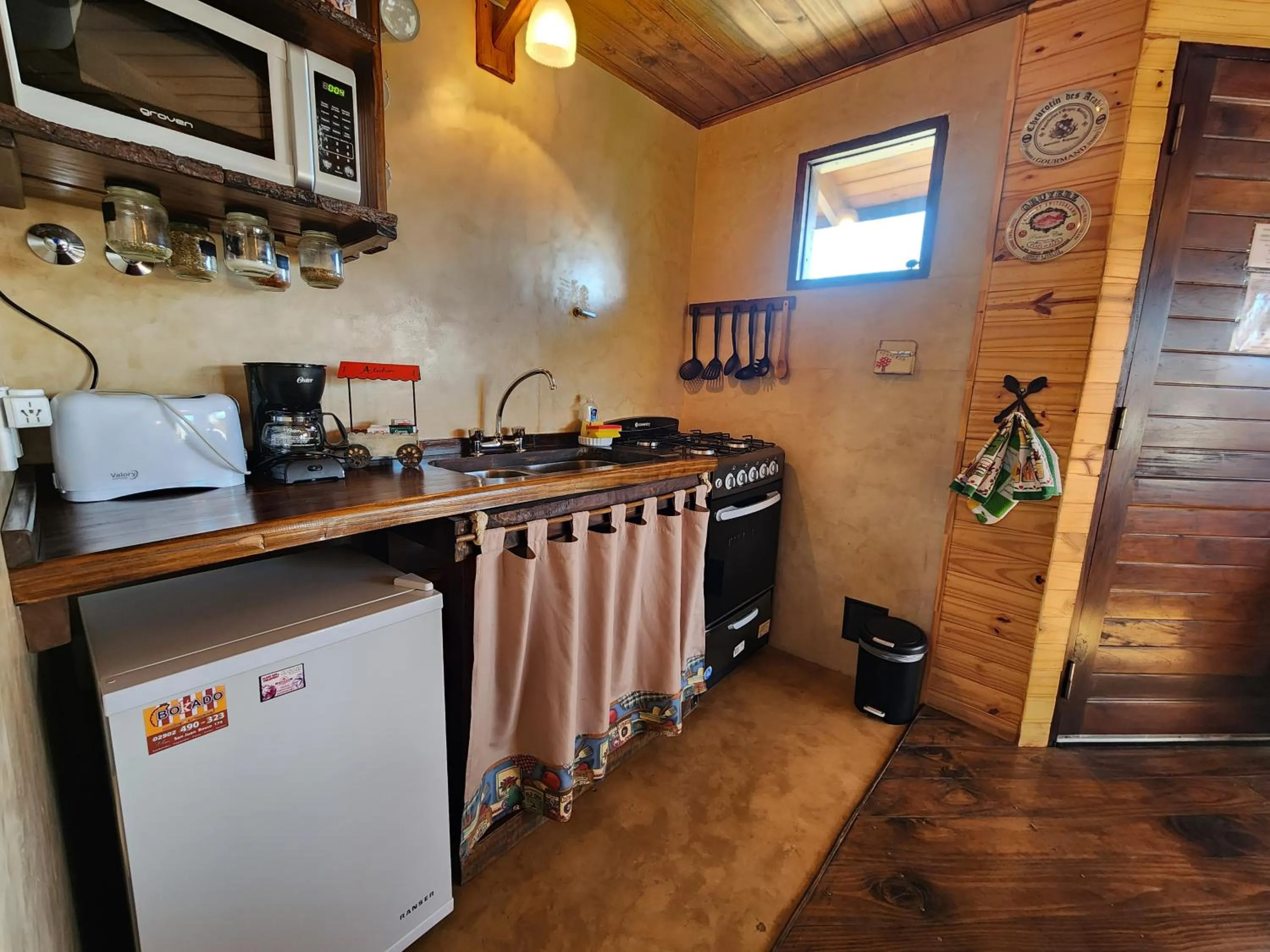 Kitchen or kitchenette in Cabañas Alechen
