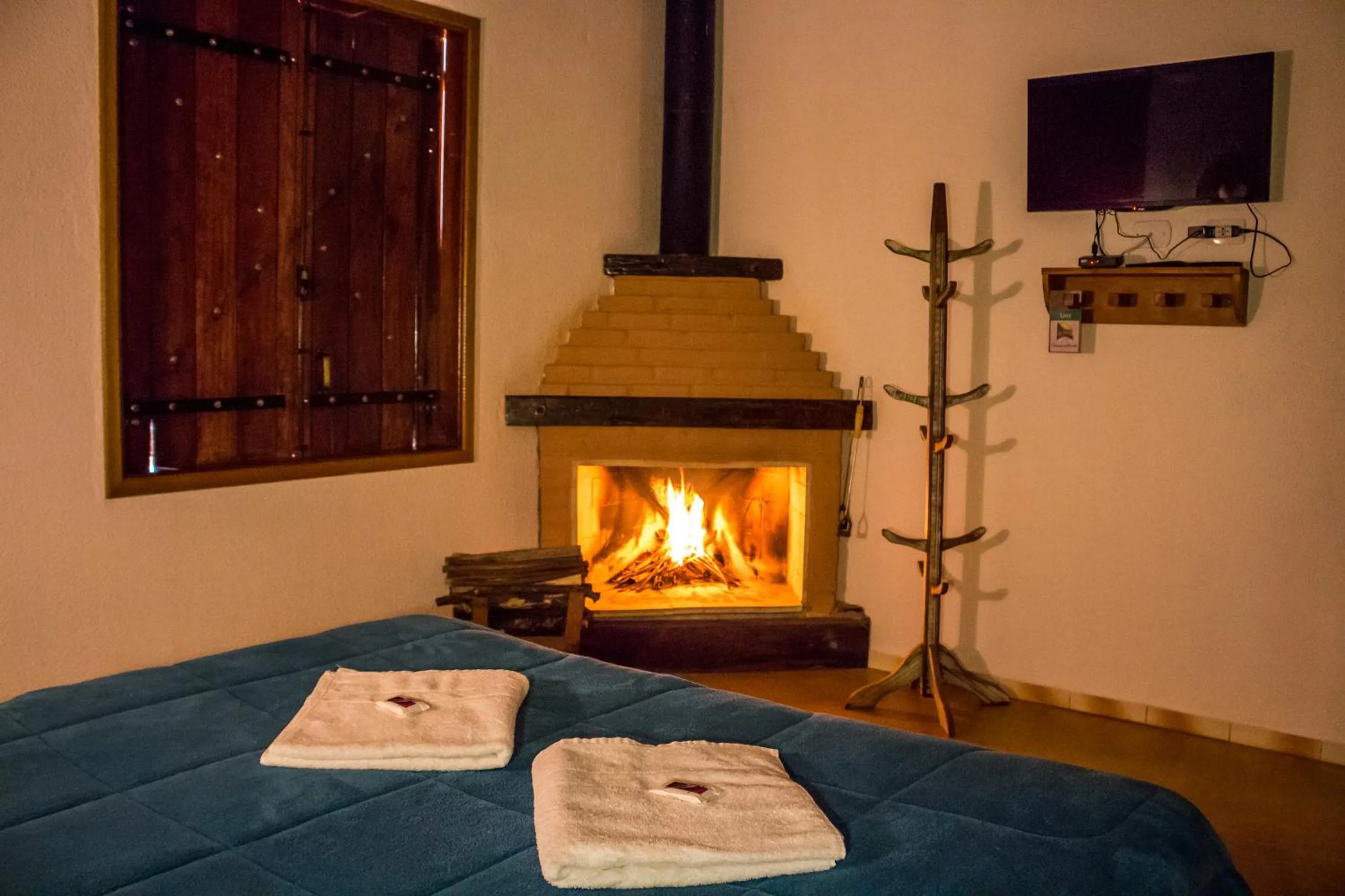 Photo of the whole room, Bed in Pousada Cabanas no Mundo