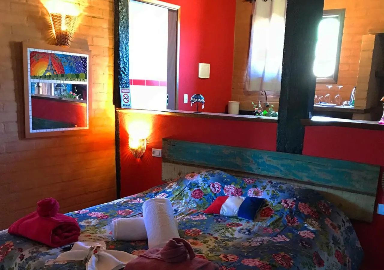 Photo of the whole room, Bed in Pousada Cabanas no Mundo