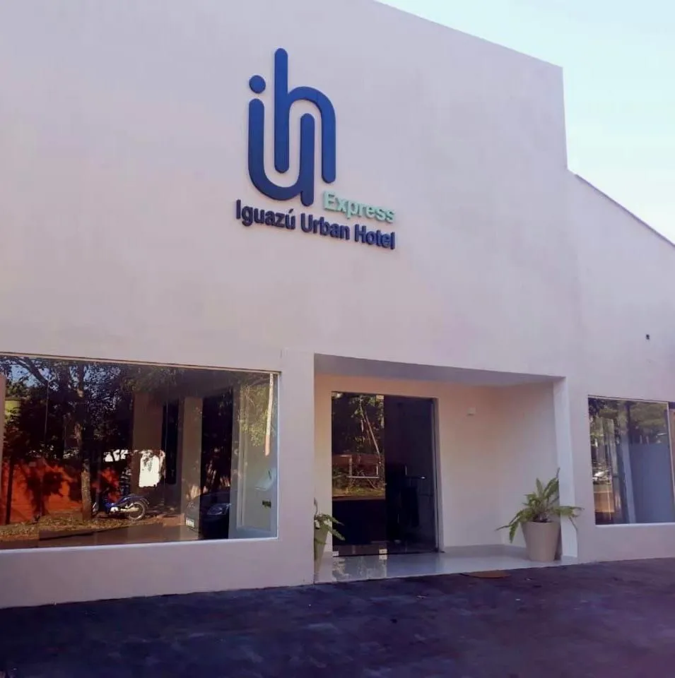 Facade/entrance in Iguazú Urban Hotel Express
