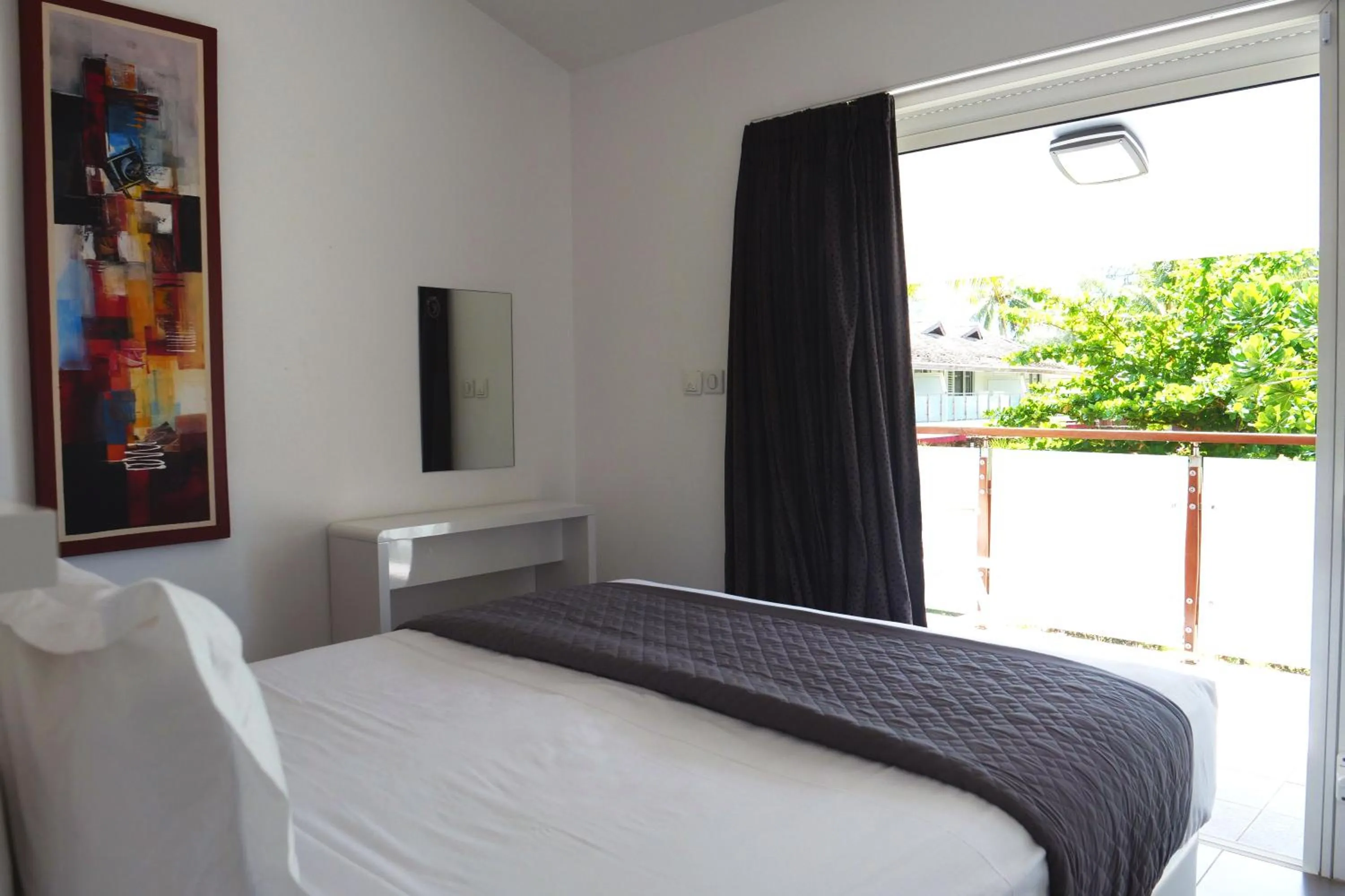 Bed in Moorea Sunset Beach