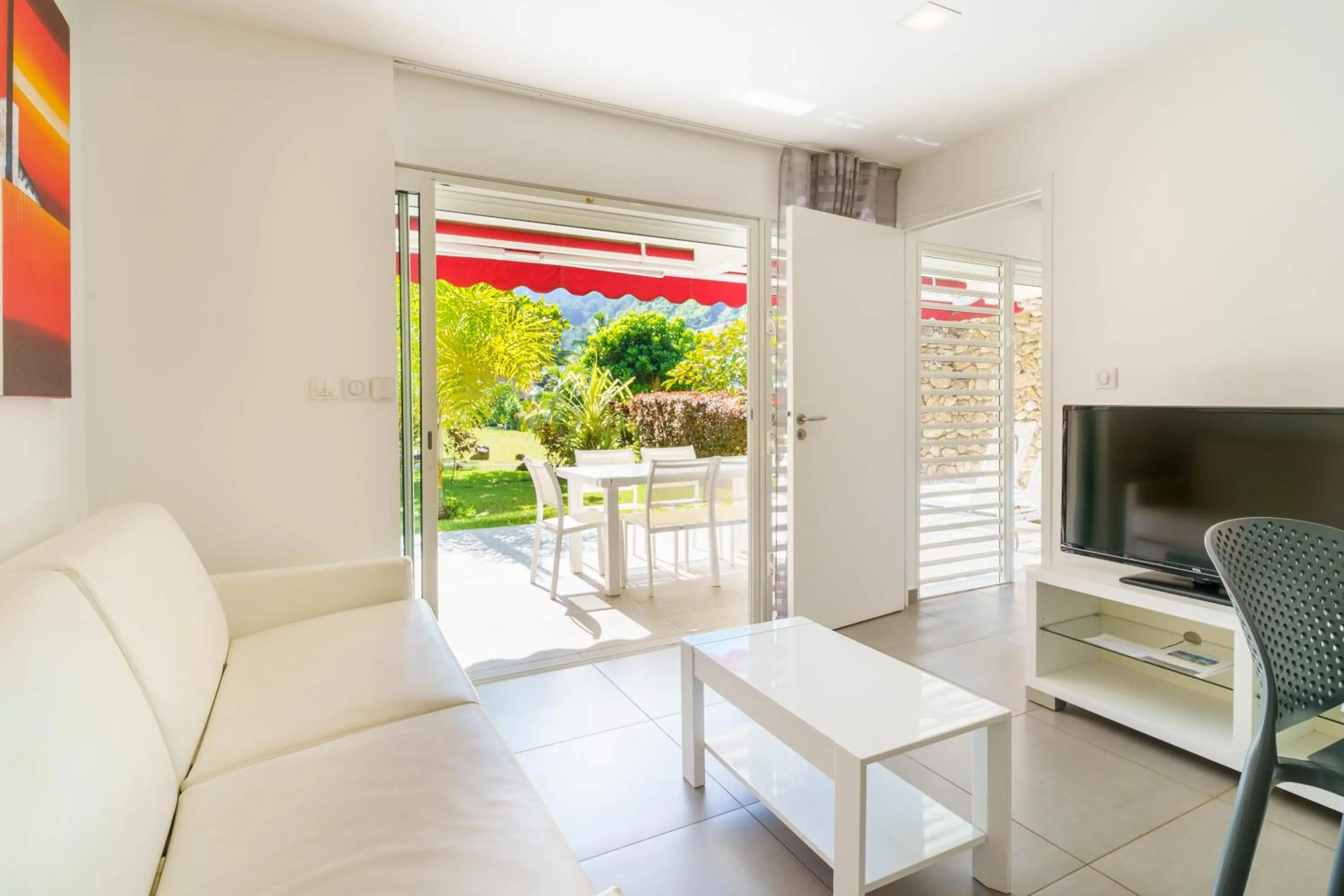 Day in Moorea Sunset Beach