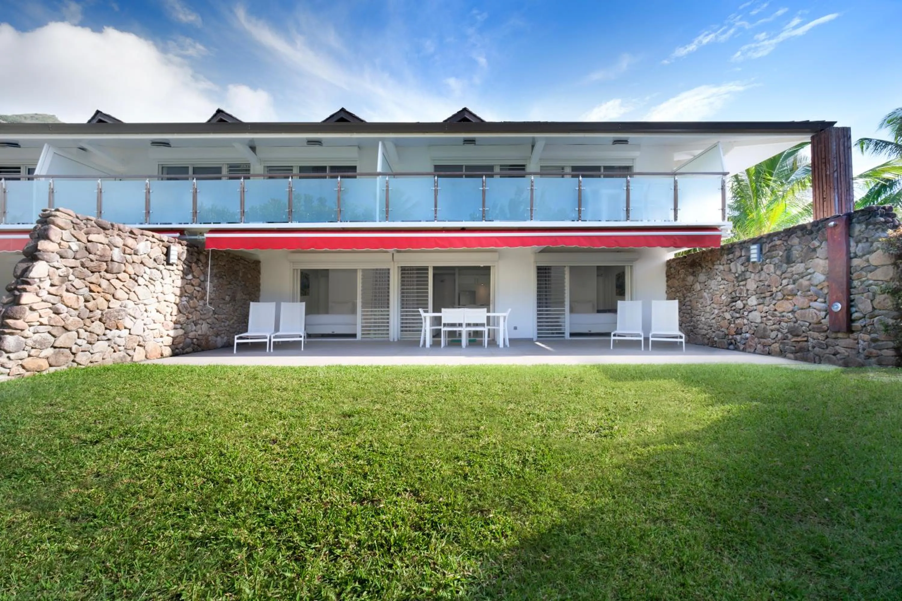 Patio in Moorea Sunset Beach