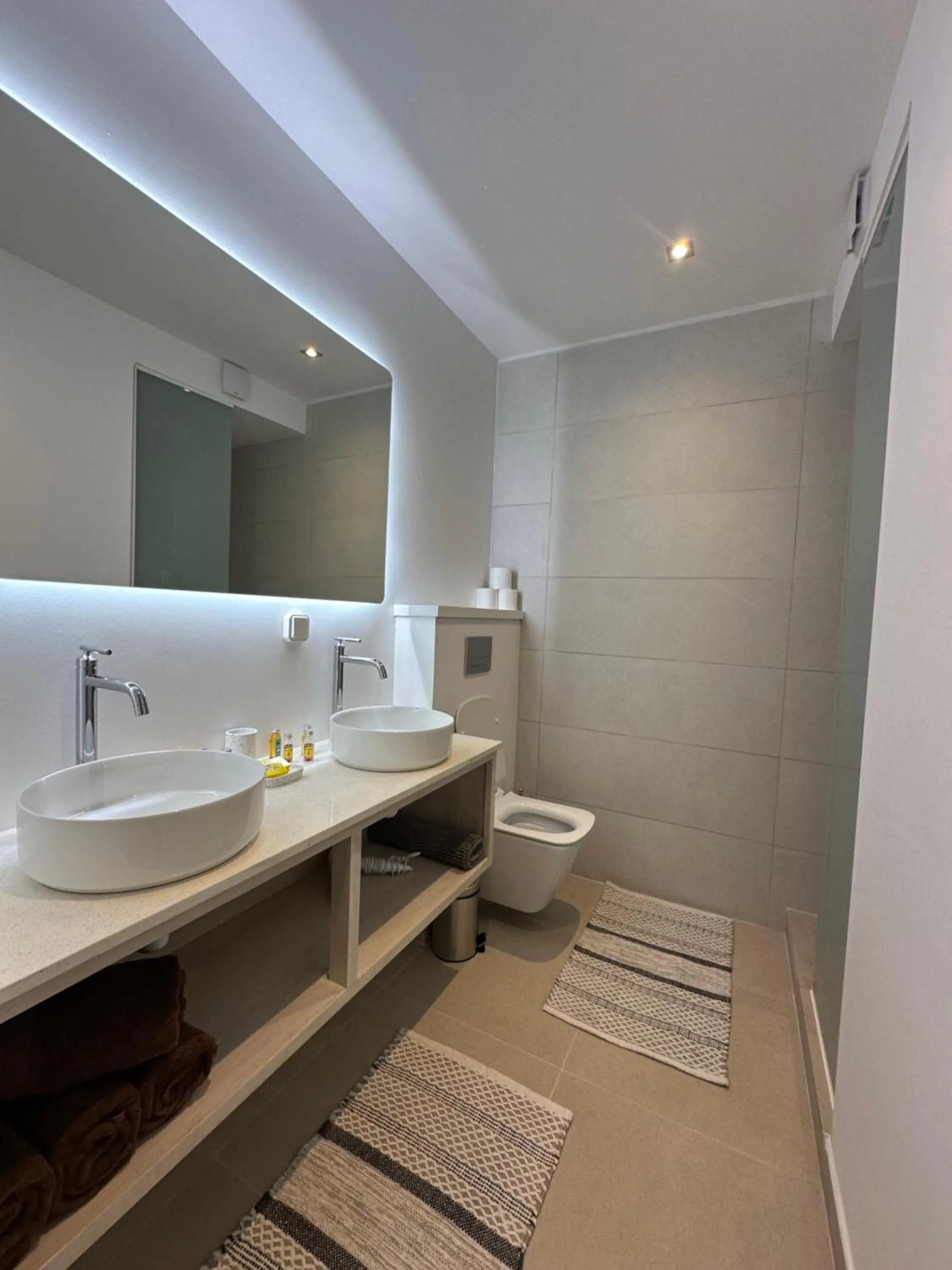 Bathroom in Moorea Sunset Beach