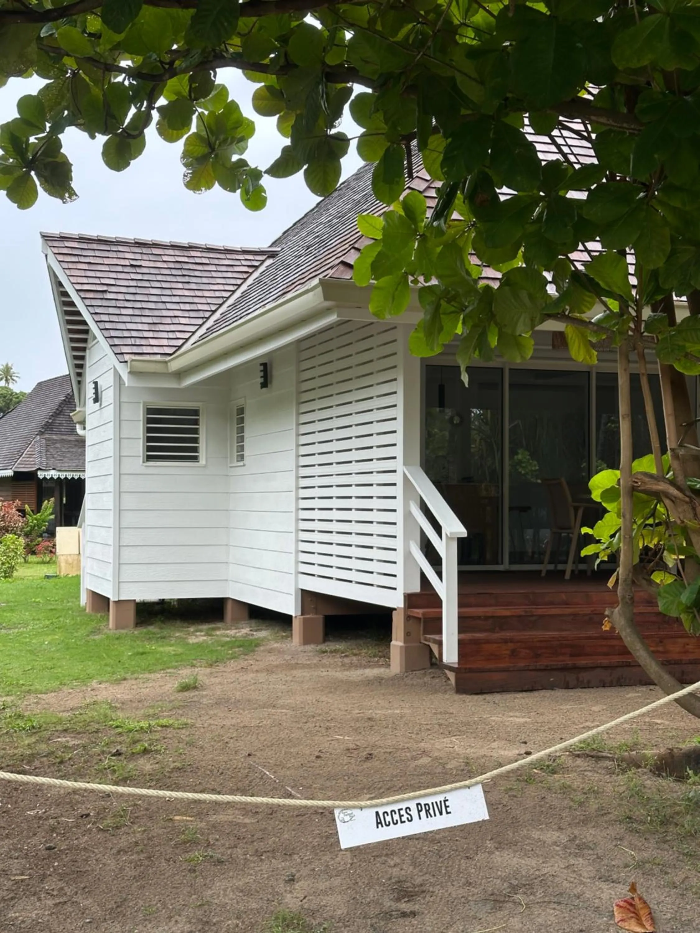 Garden view in Moorea Sunset Beach