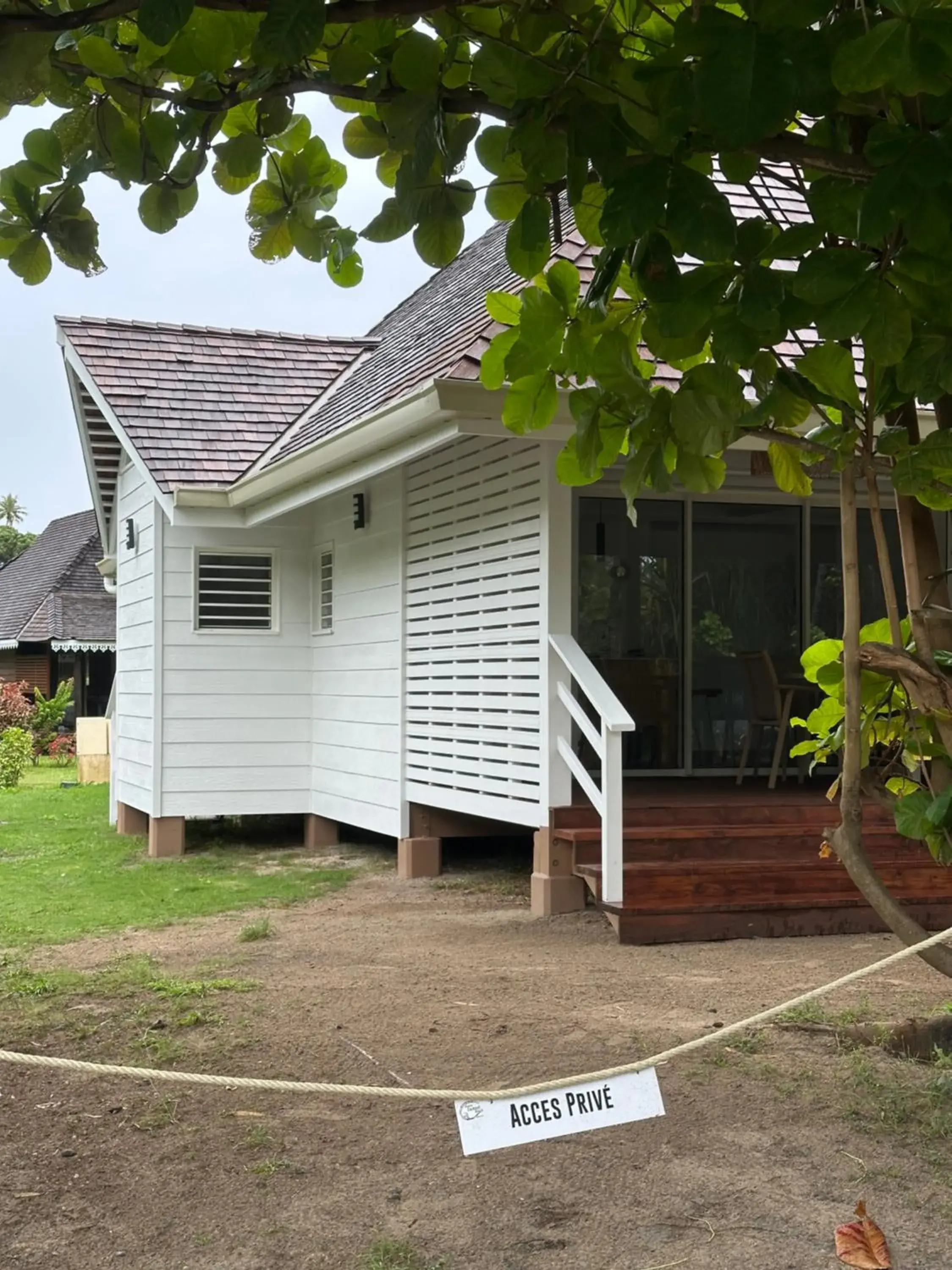 Garden view in Moorea Sunset Beach Garden view in Moorea Sunset Beach