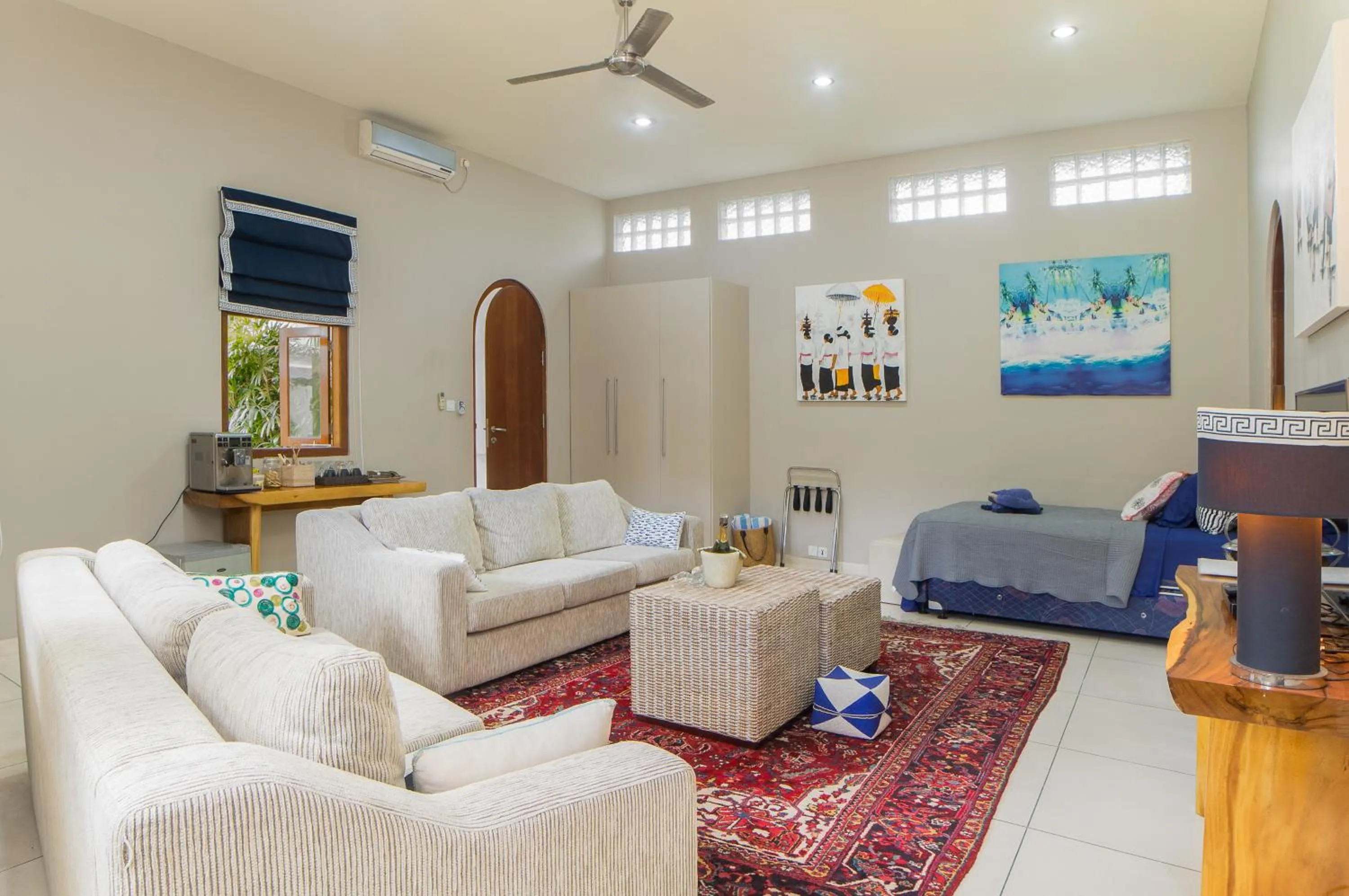 Living room in Villa Costa Plenty