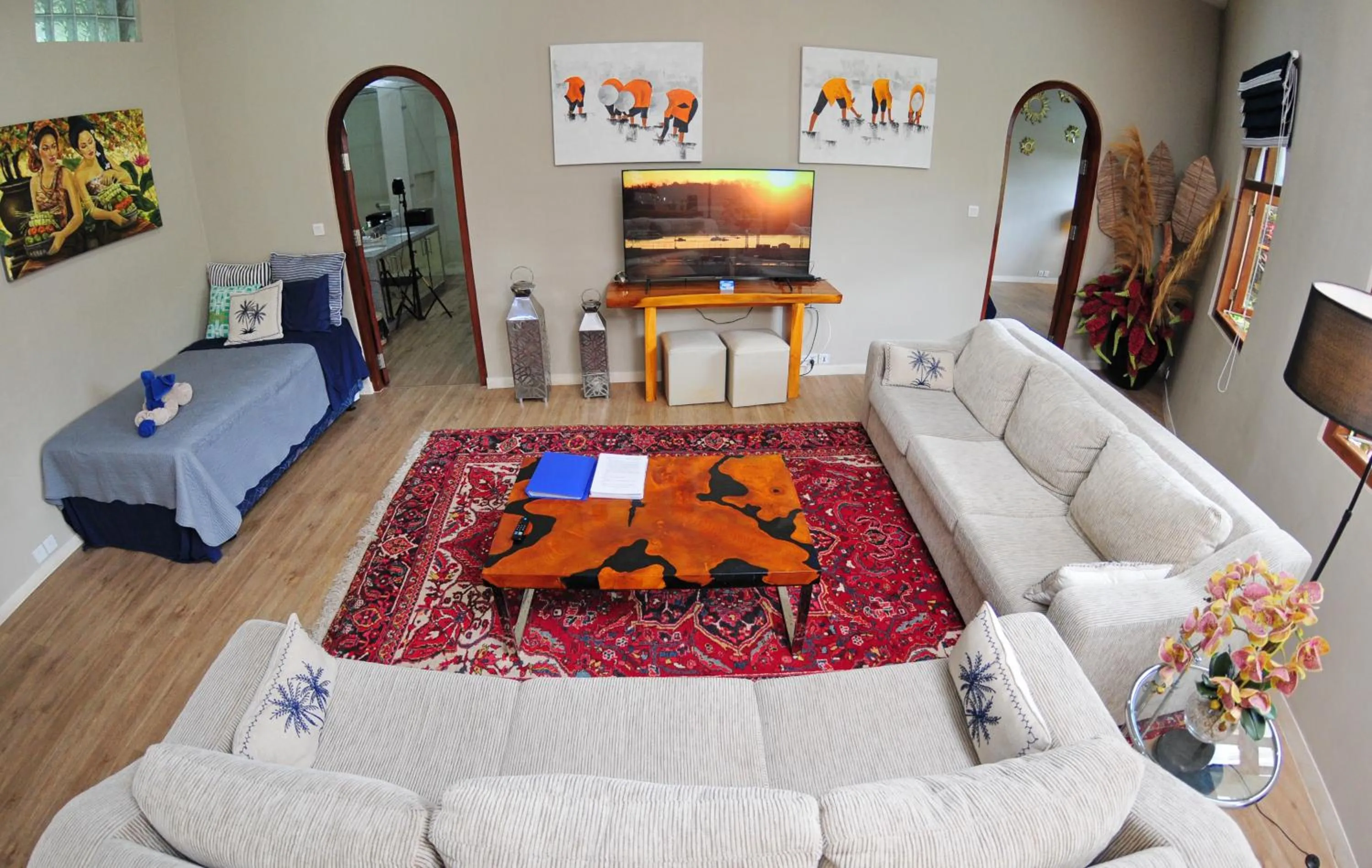 TV and multimedia in Villa Costa Plenty