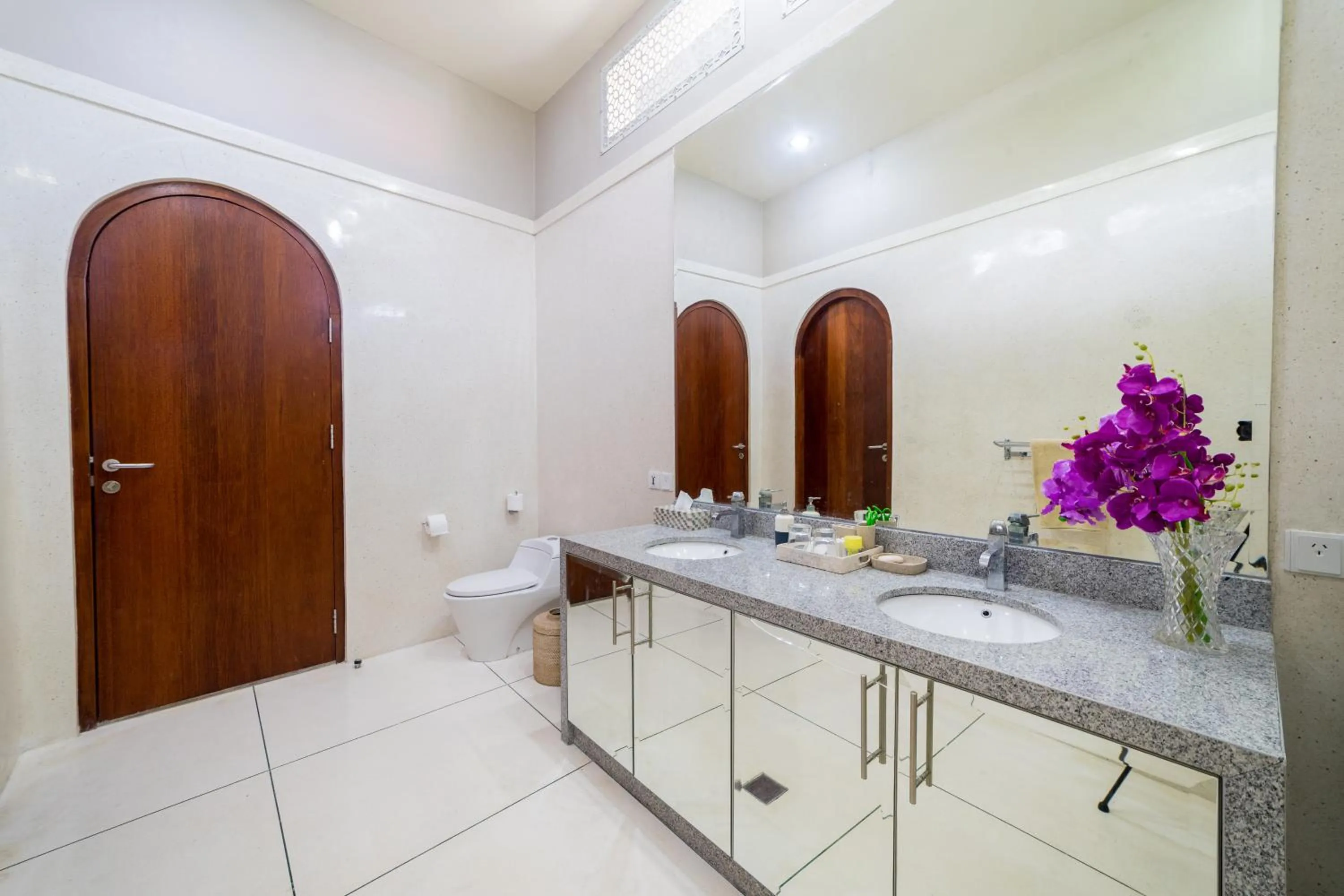 Shower in Villa Costa Plenty