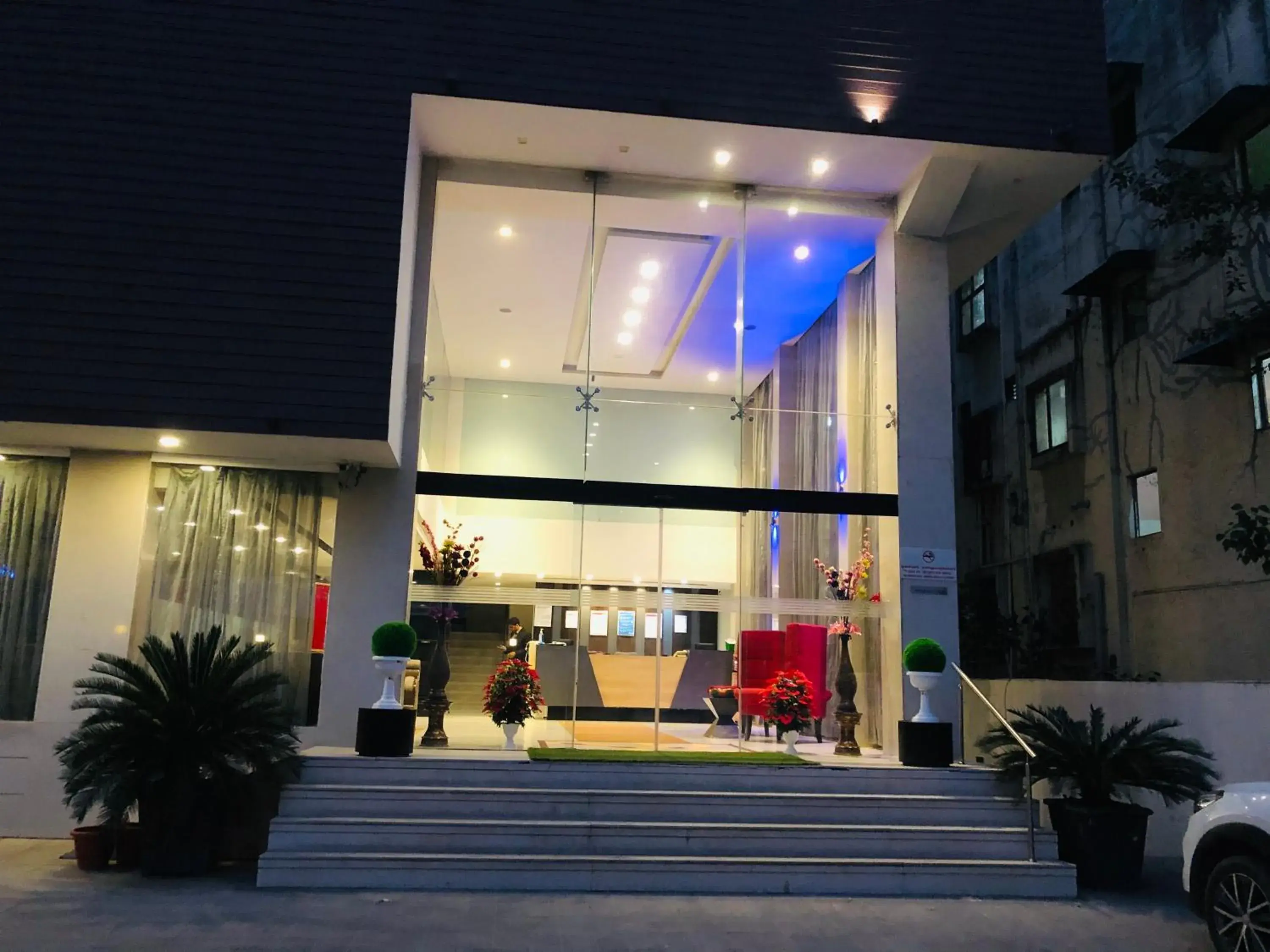 Property building in Veronica Hotel Property building in Veronica Hotel