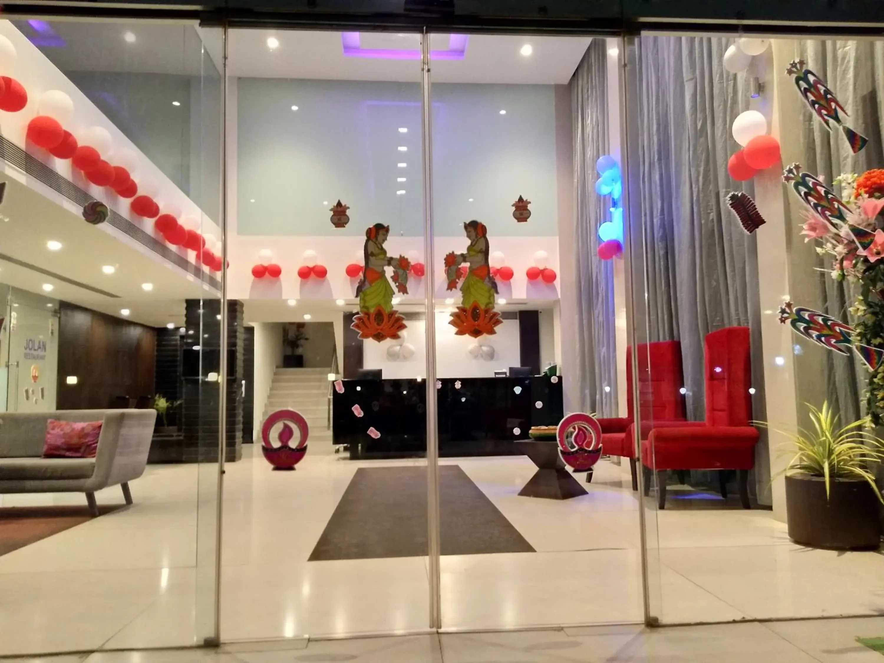 Facade/entrance in Veronica Hotel Facade/entrance in Veronica Hotel