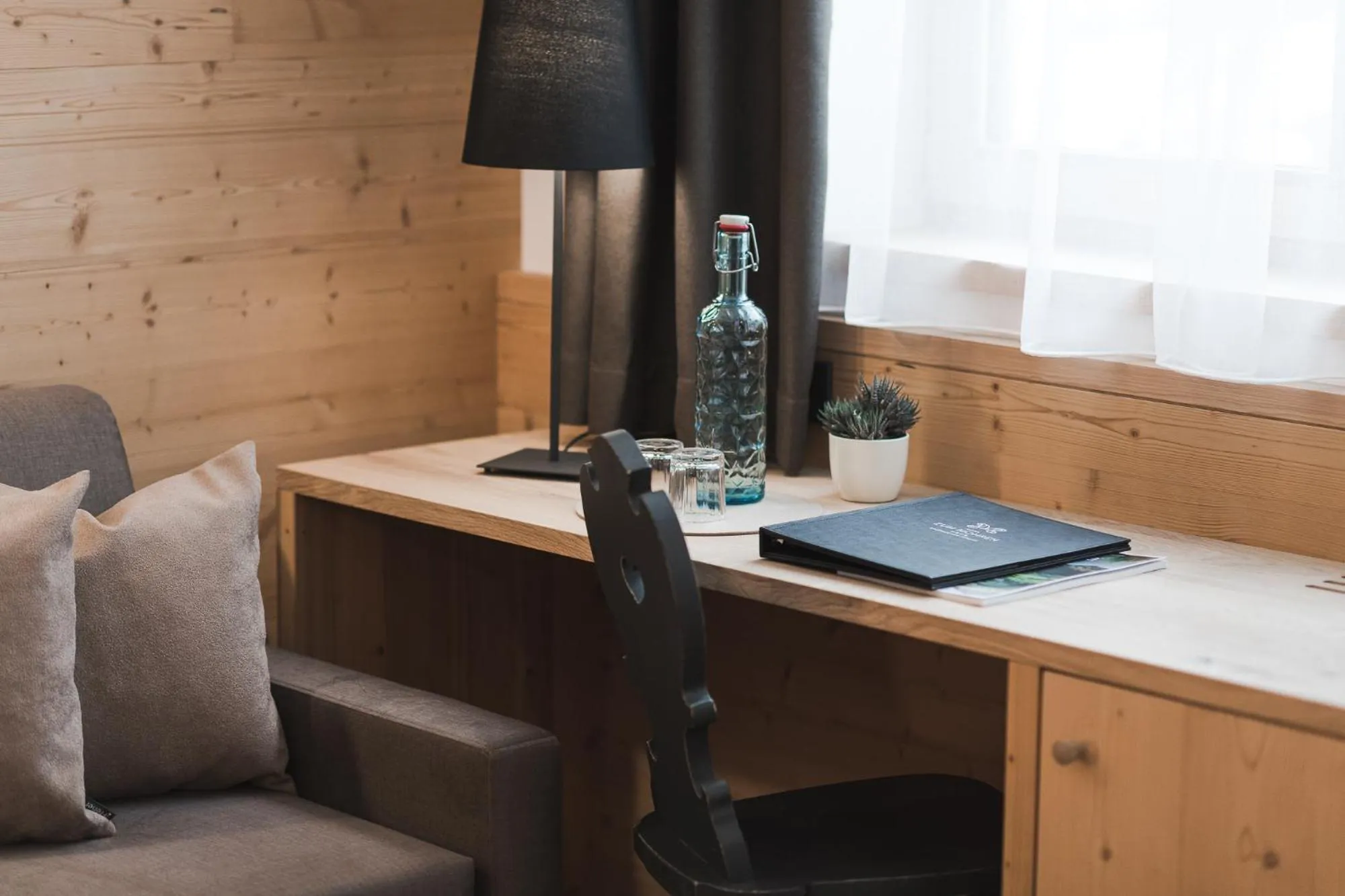 Photo of the whole room in Hotel Zum Mohren