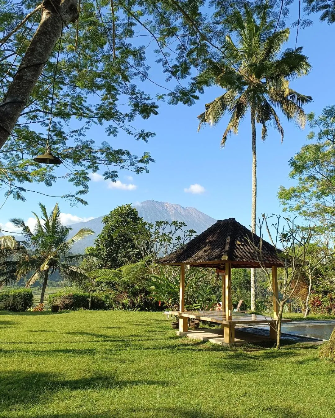 Mahagiri Resort & Restaurant