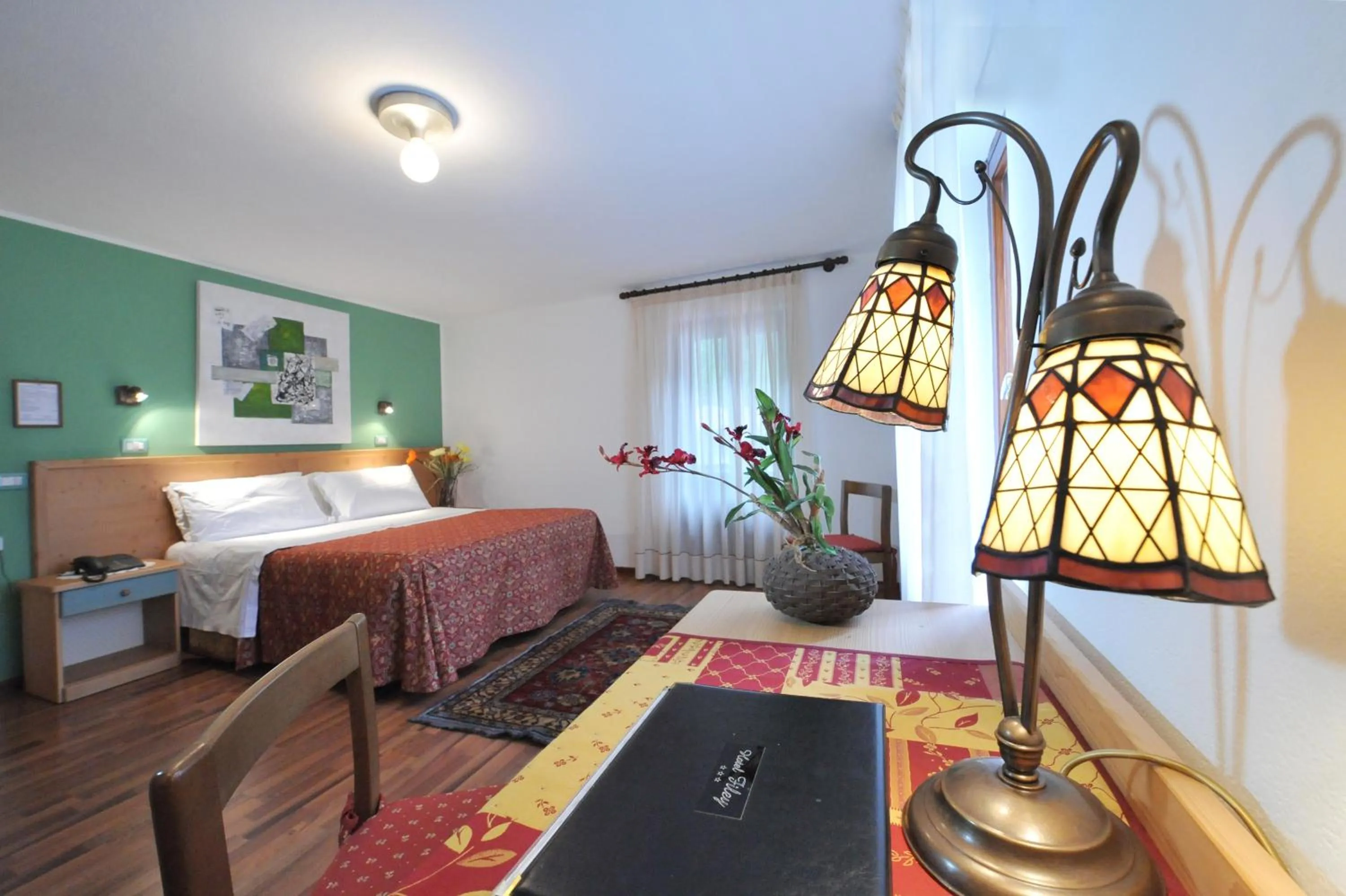 Photo of the whole room, Bed in Hotel Filey