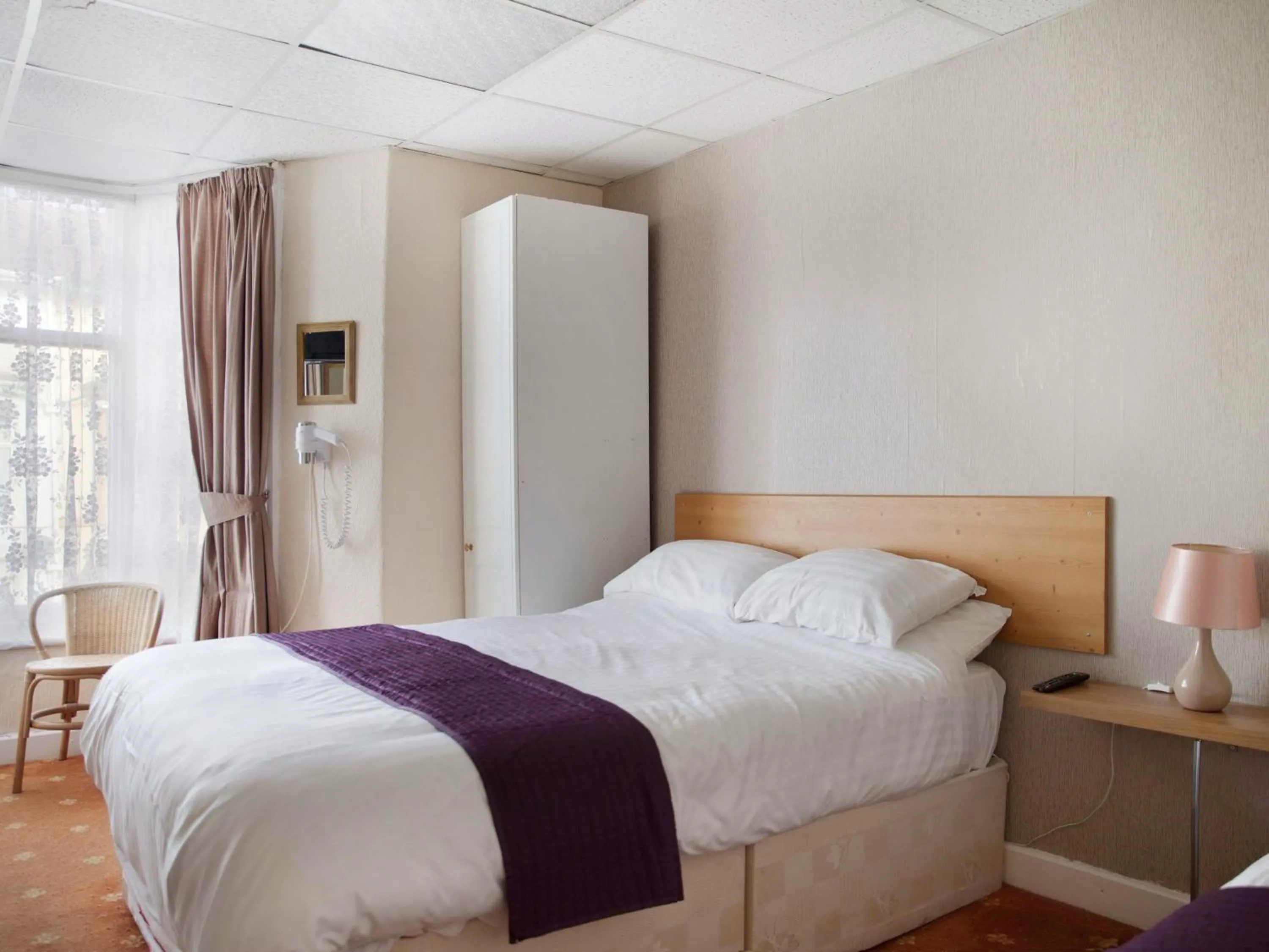 The Glyndale Hotel