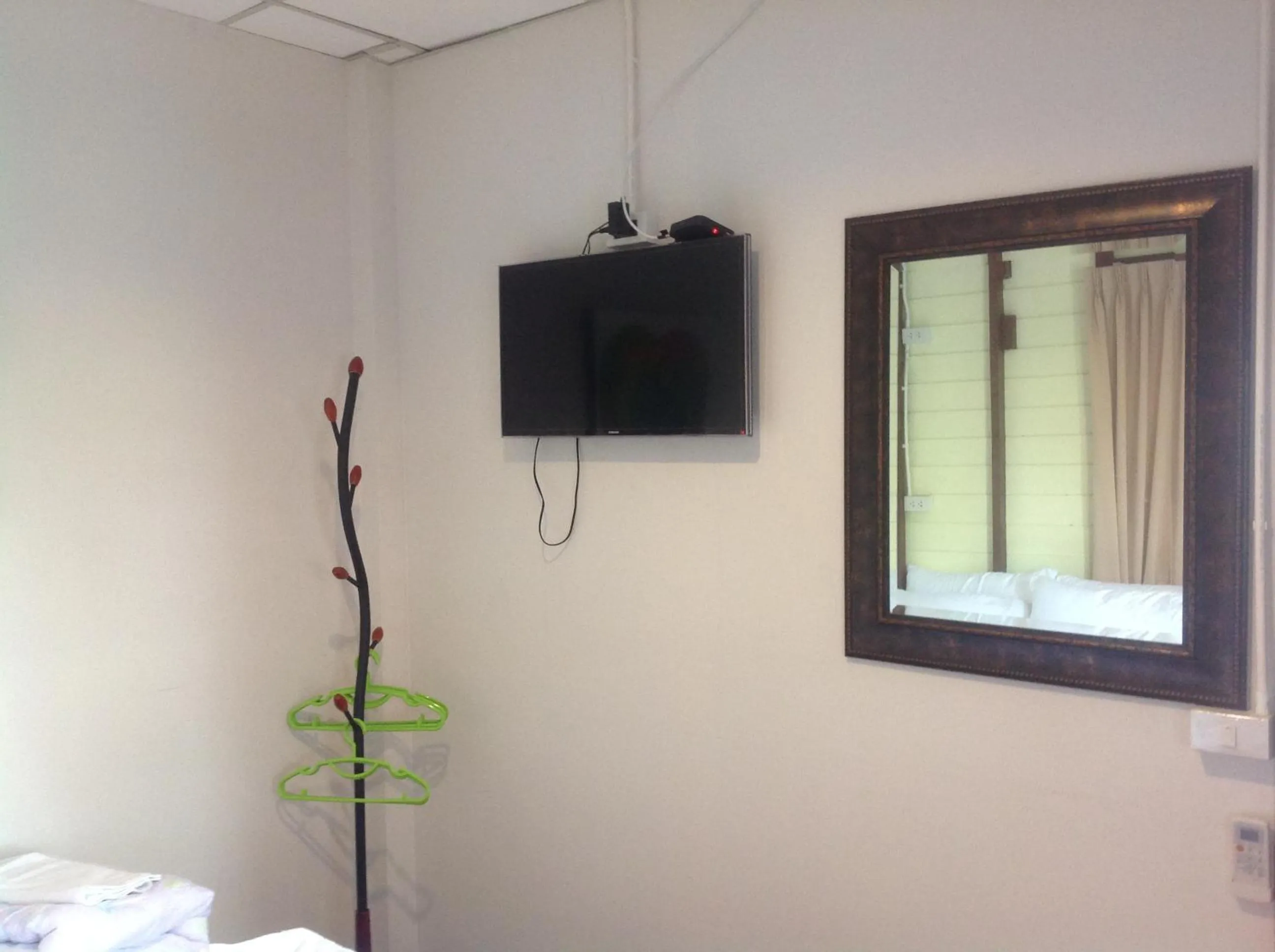 Photo of the whole room in Nang Ta Yon @ Ban Thap Chang Hostel