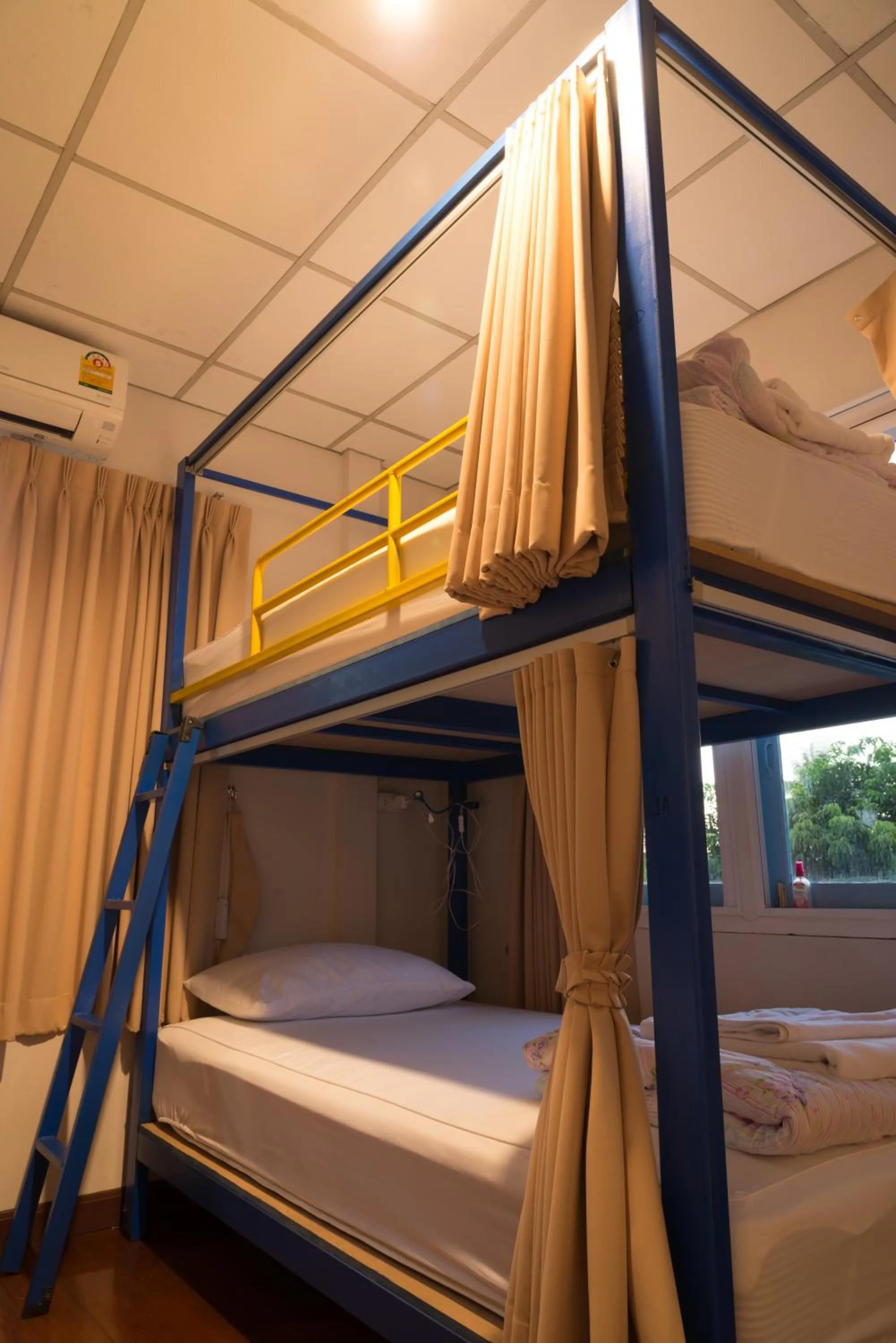 Decorative detail, Bed in Nang Ta Yon @ Ban Thap Chang Hostel