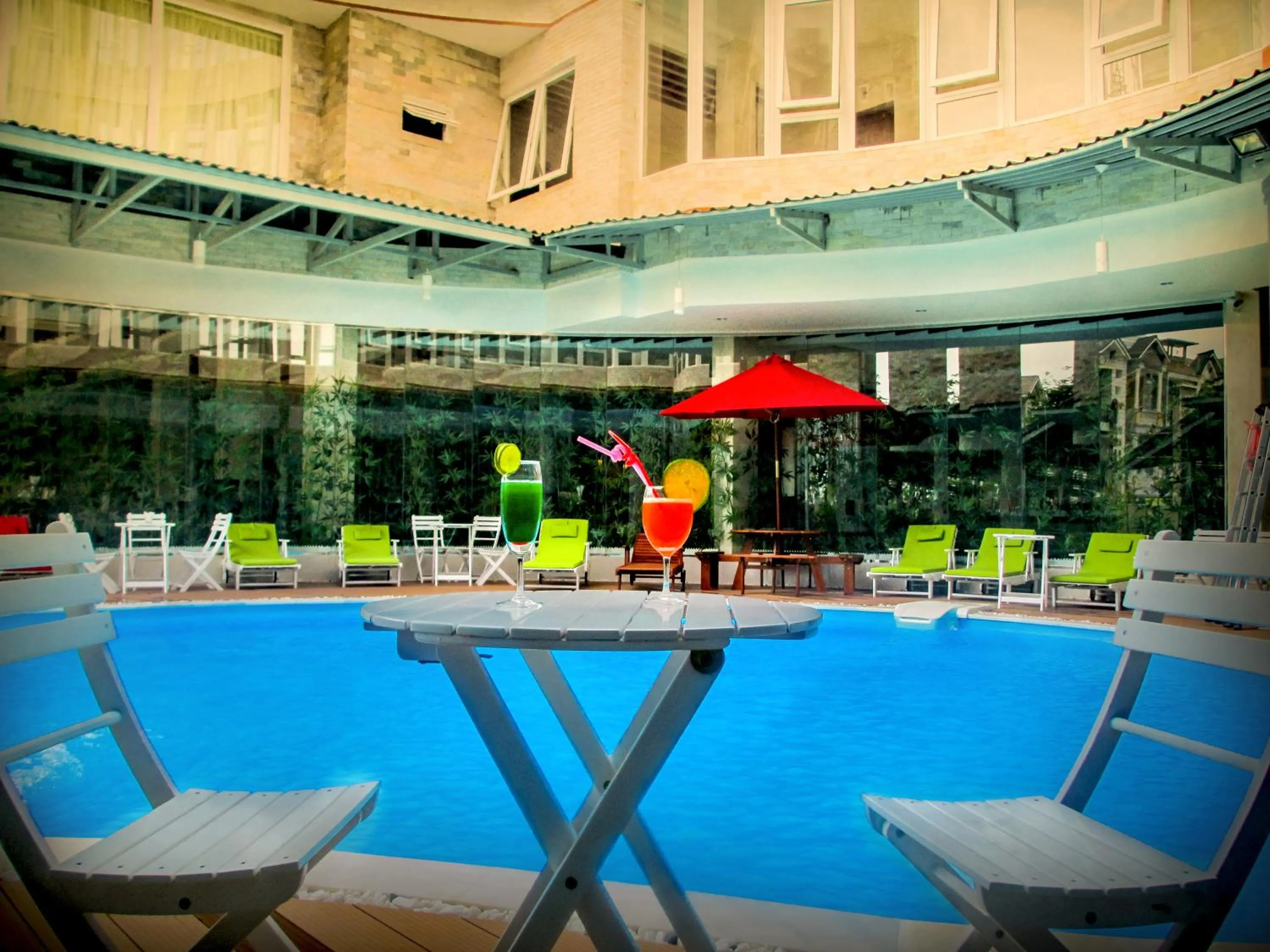 Swimming pool in Anh Dao Mekong 2 Hotel