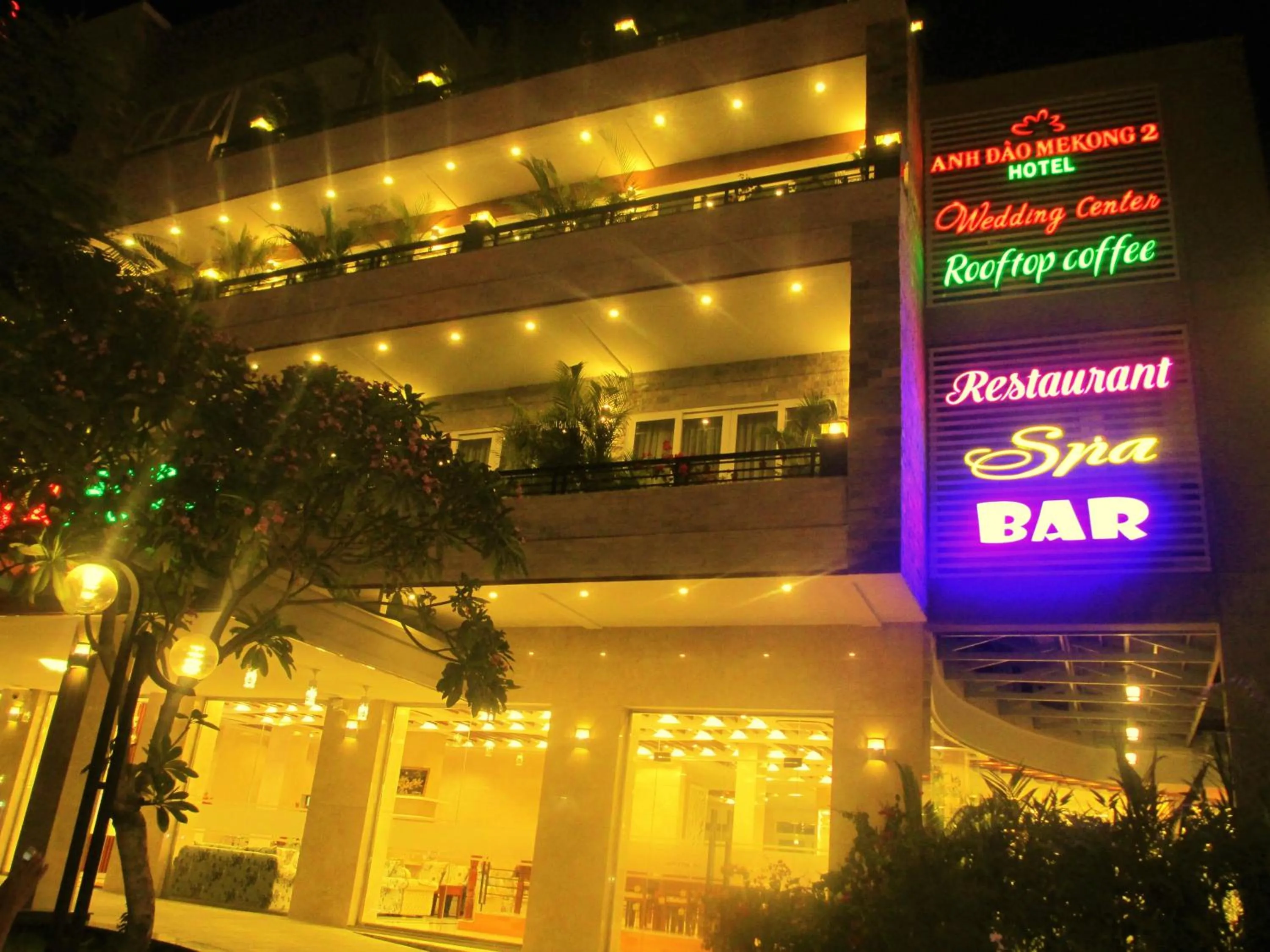 Facade/entrance in Anh Dao Mekong 2 Hotel