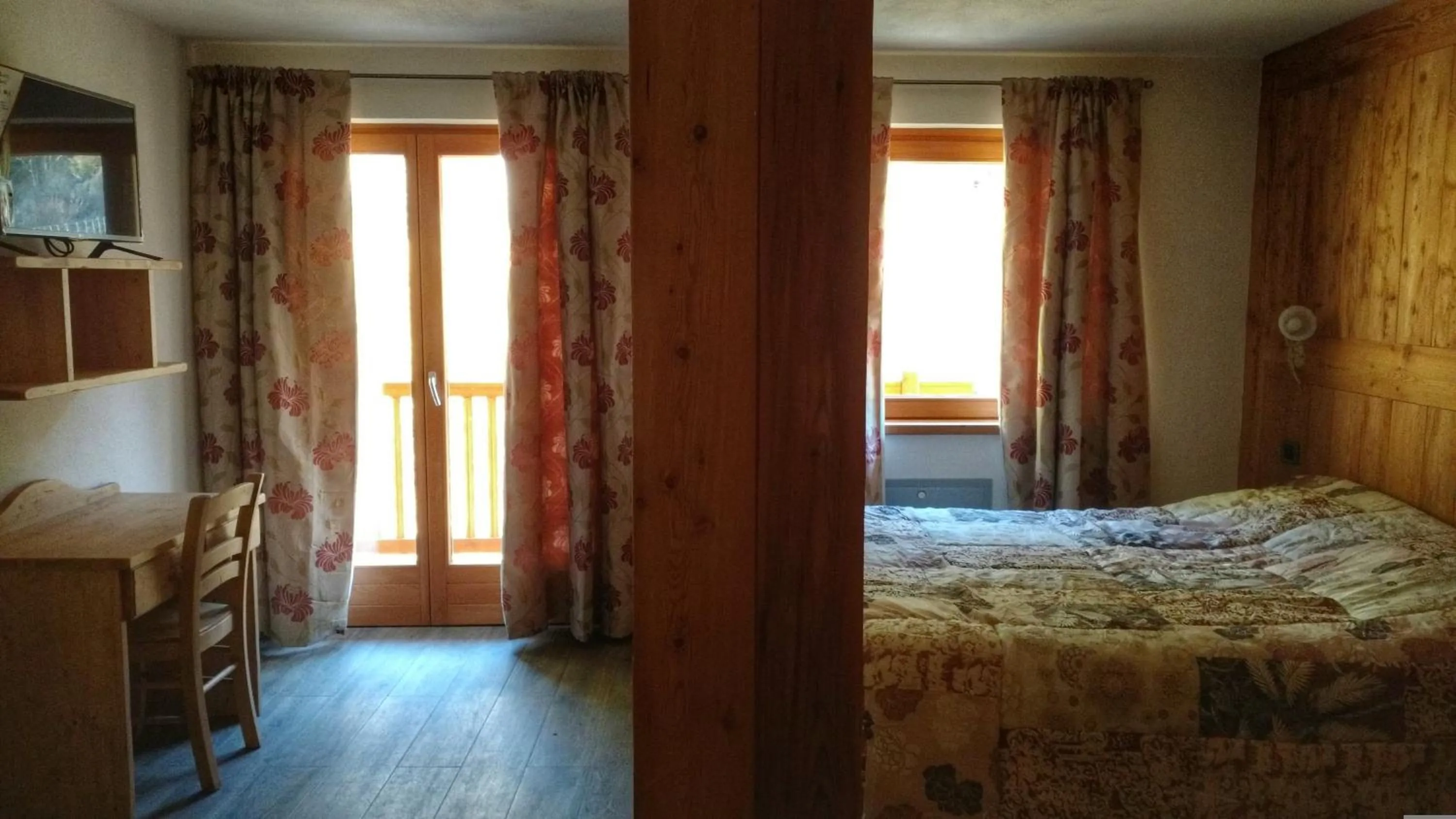 Day, Bed in Le Nid de l'Aigle
