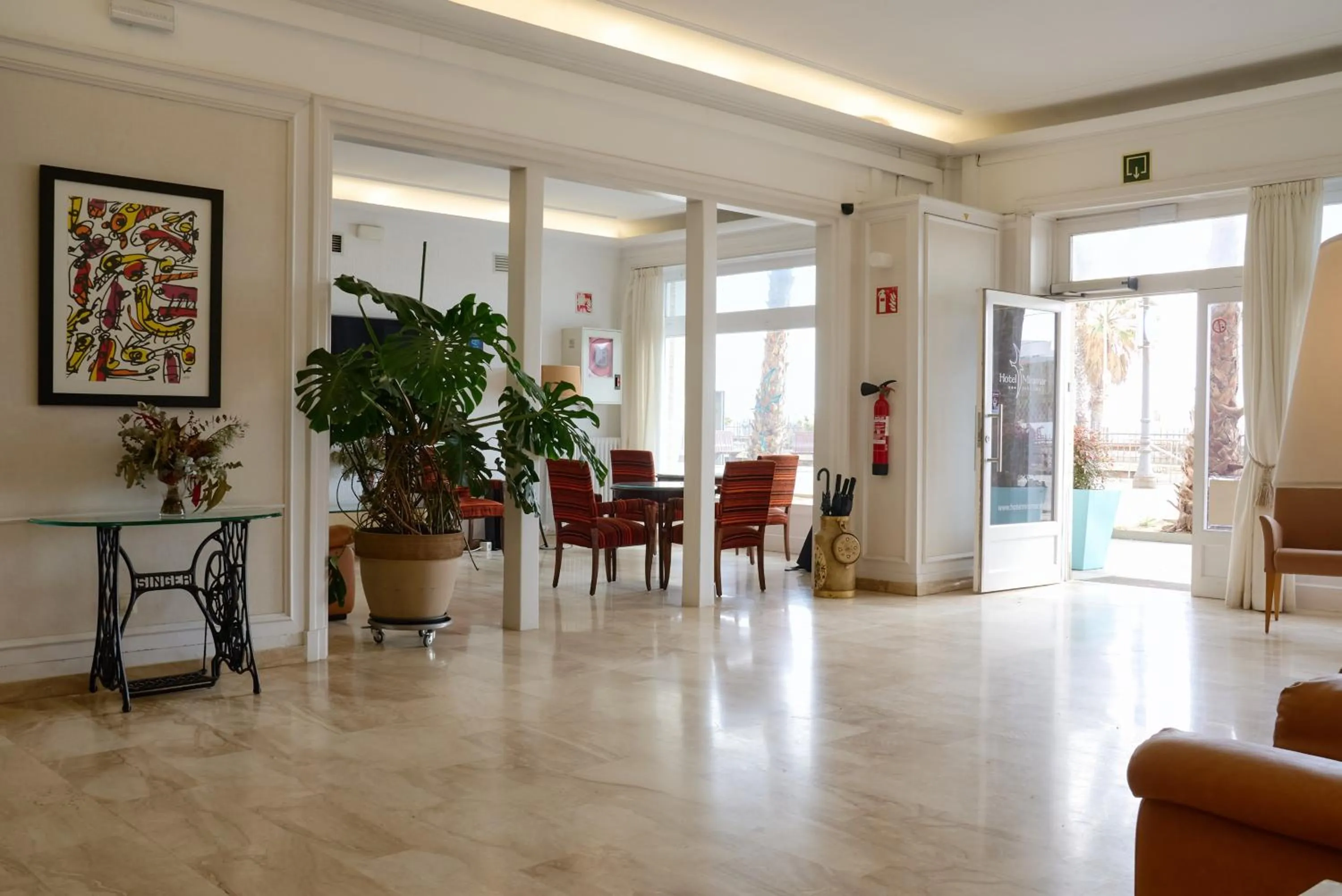 Lobby or reception in Hotel Miramar Badalona