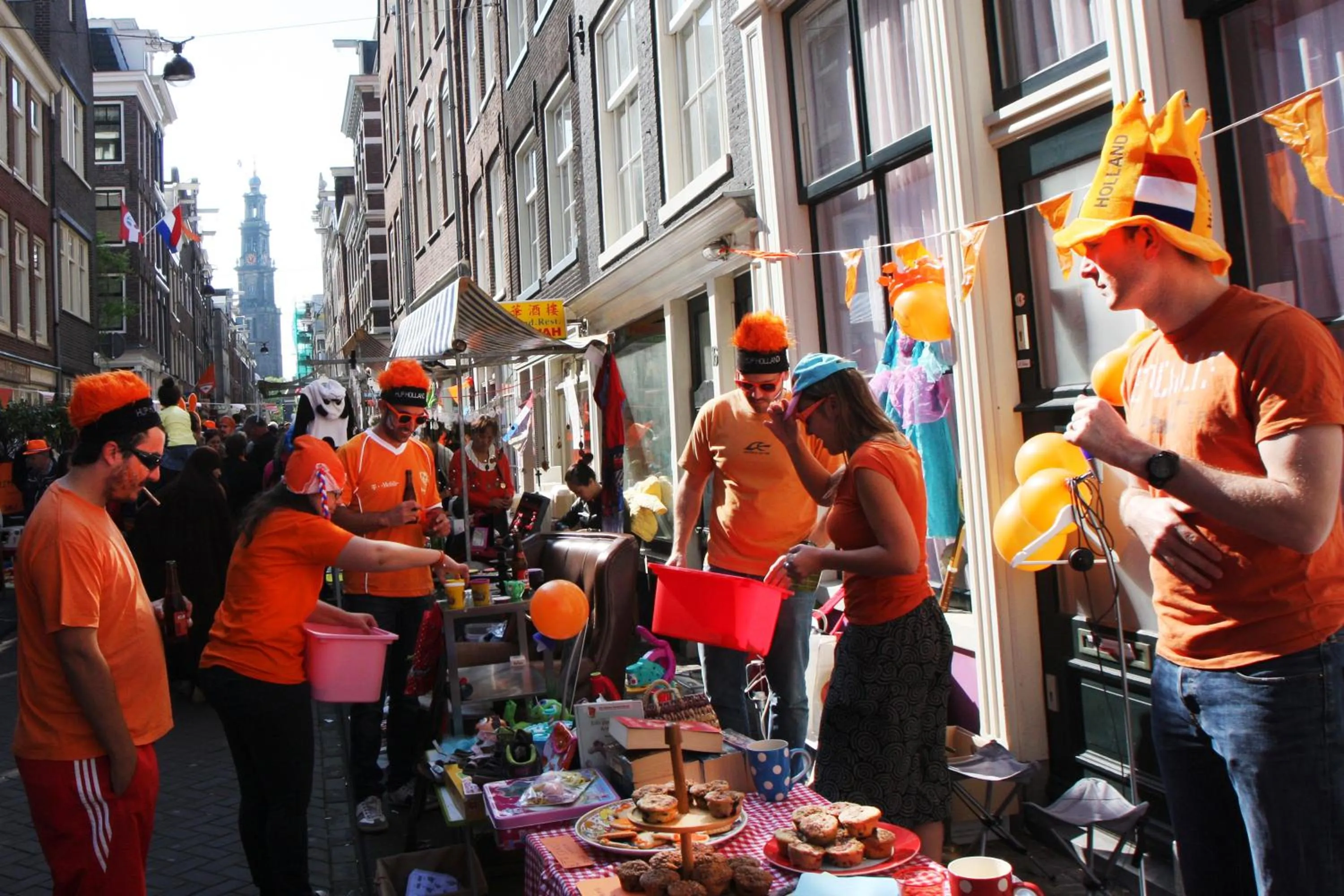 group of guests in Houseboat Westerdok