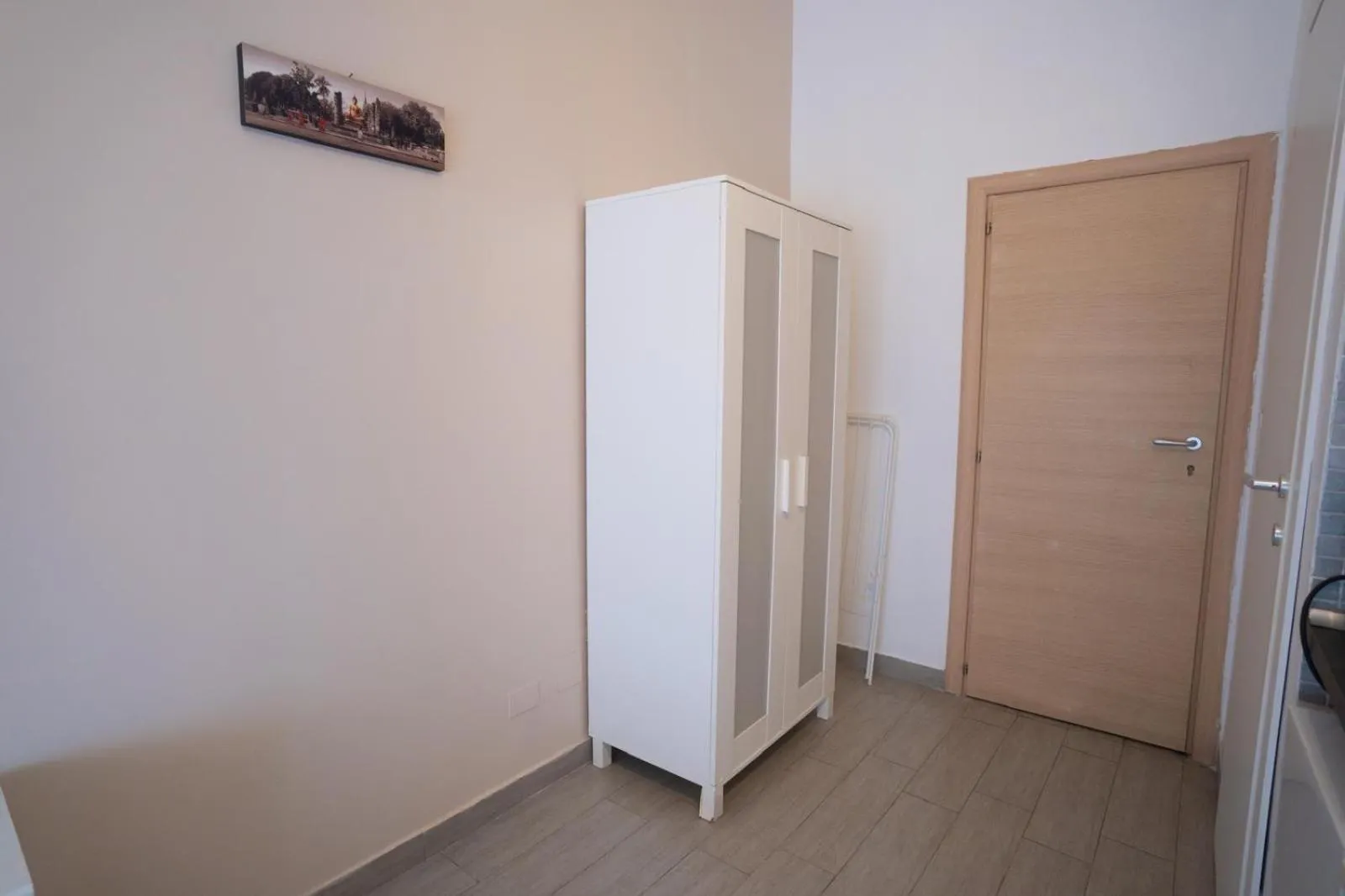 wardrobe in Flyresidence - Municipio - Toledo