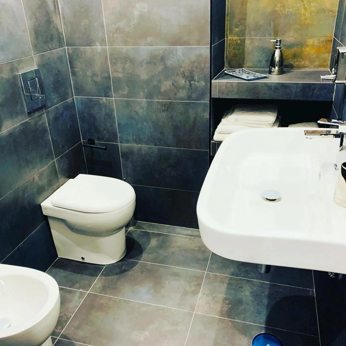 Toilet in Flyresidence - Municipio - Toledo