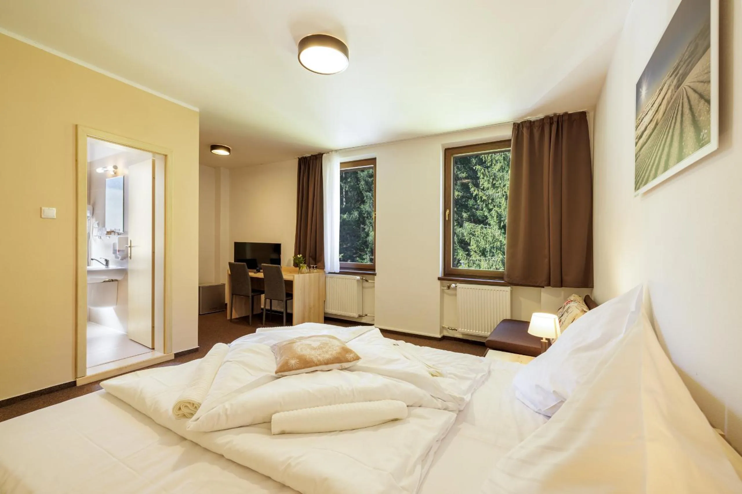 Property building, Bed in Lopušná dolina Resort