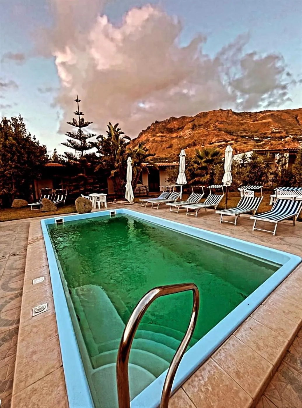 Pool view in Case Vacanze Le Buganville