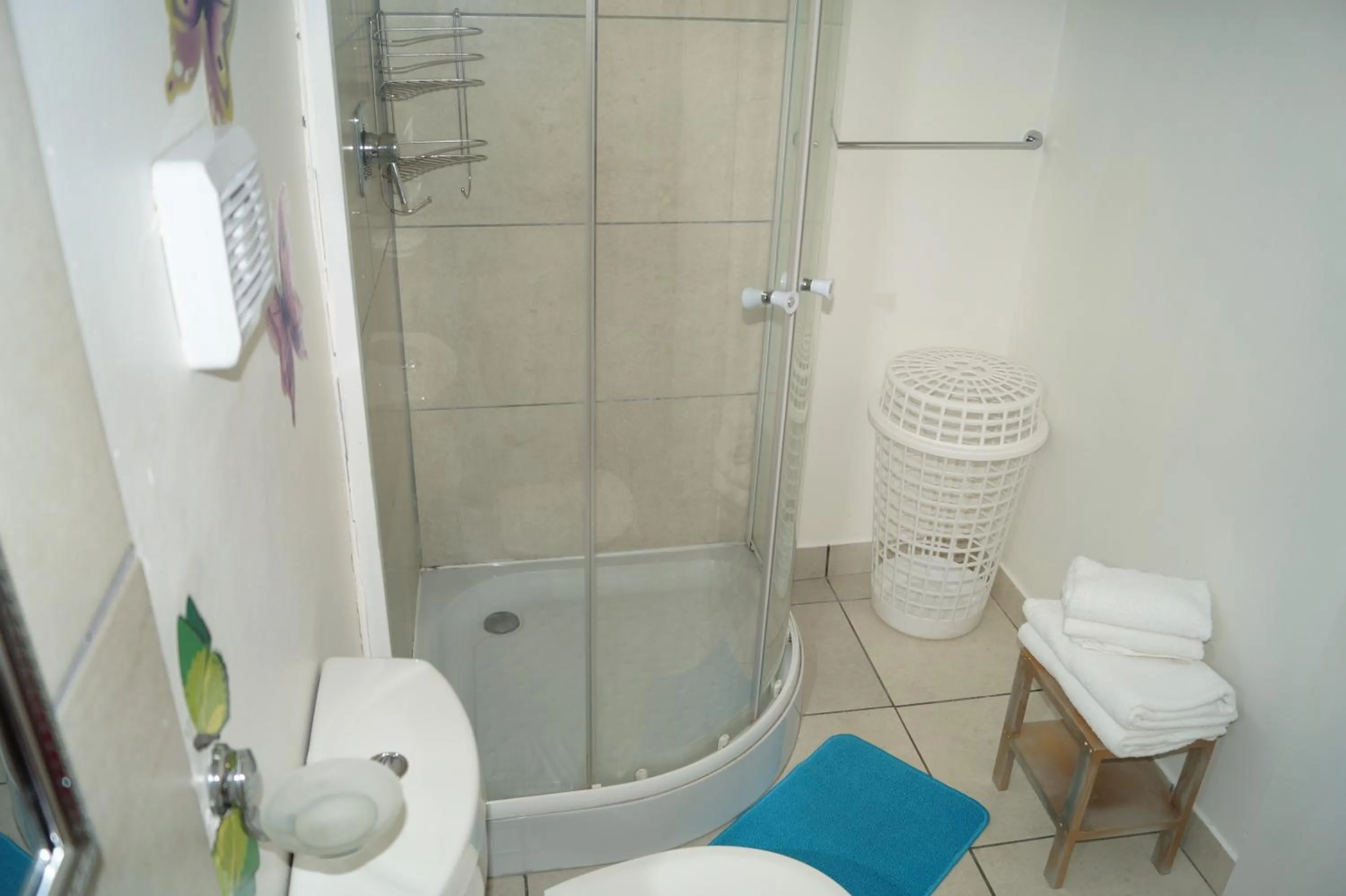 Shower in Westmoreland Lodge