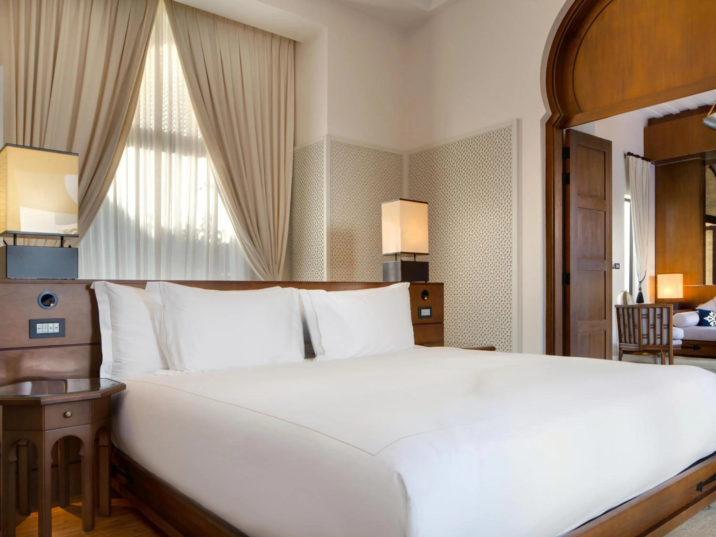 Bed in Banyan Tree Tamouda Bay