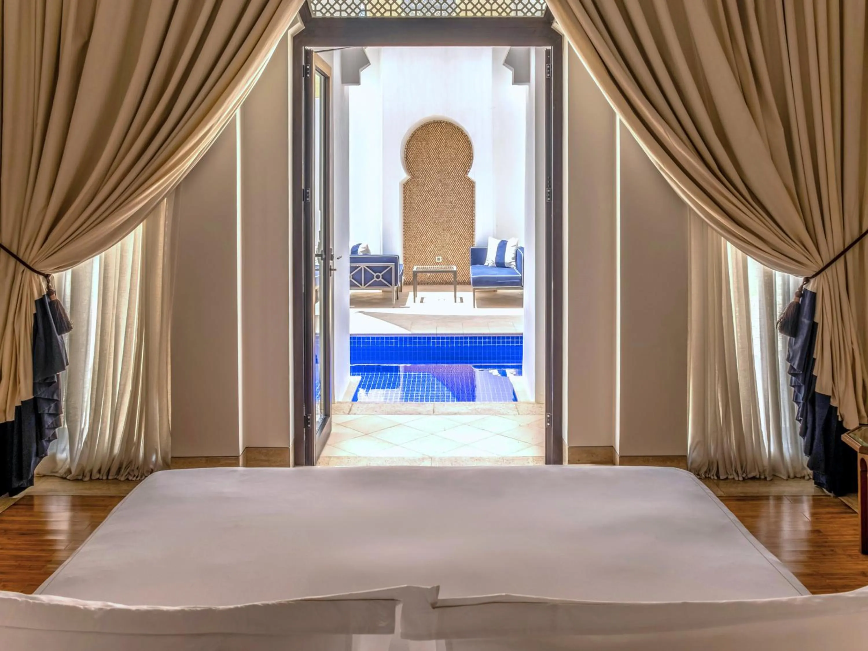 Bedroom, Bed in Banyan Tree Tamouda Bay