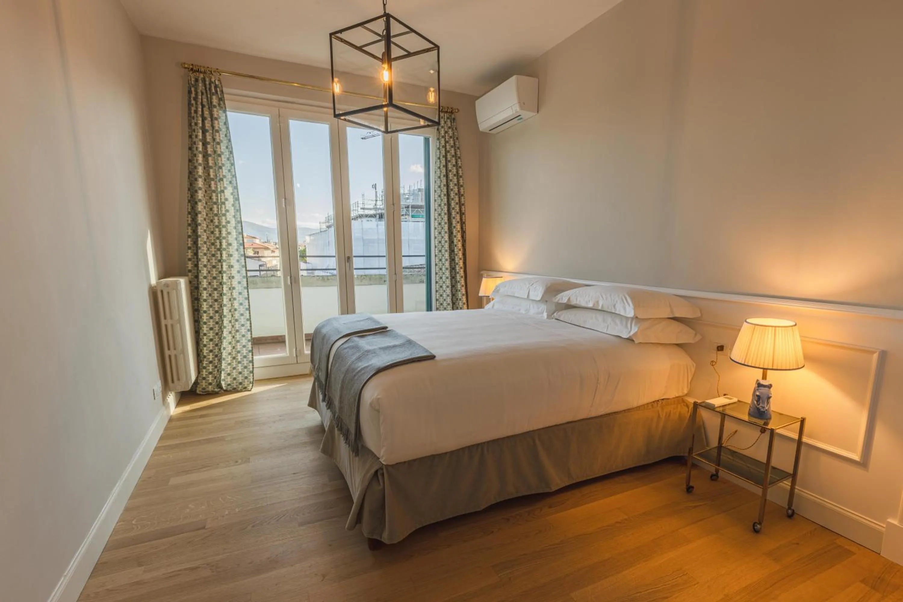 Photo of the whole room, Bed in Antica Torre Tornabuoni